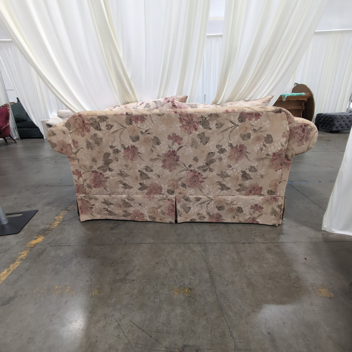 Traditional Floral Pattern Fabric Couch