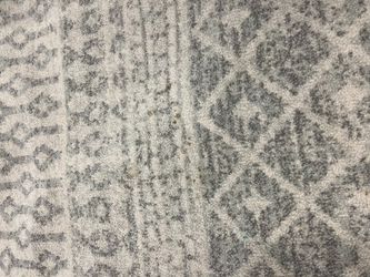 Surya Grey Moroccan Pattern Area Rug (7' x 10')