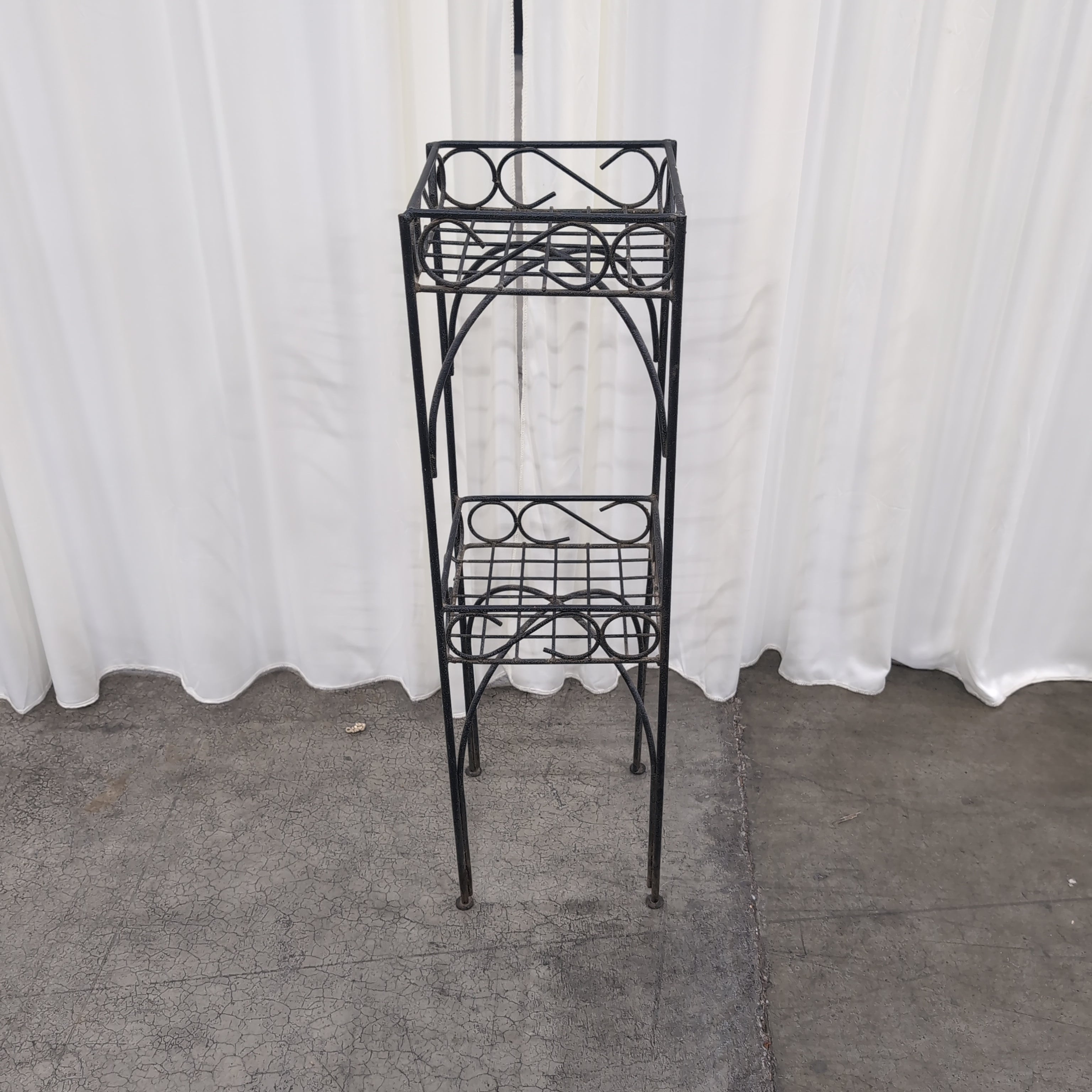 Black Metal Square Grid Storage Basket