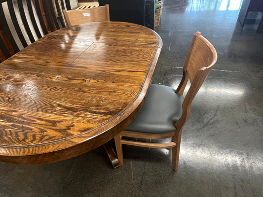 Oval Solid Oak Dining Table – Needs Refinishing