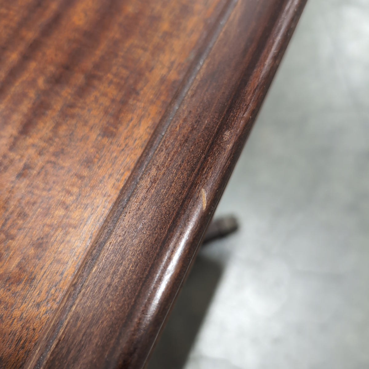 Traditional Dark Wood Console Table