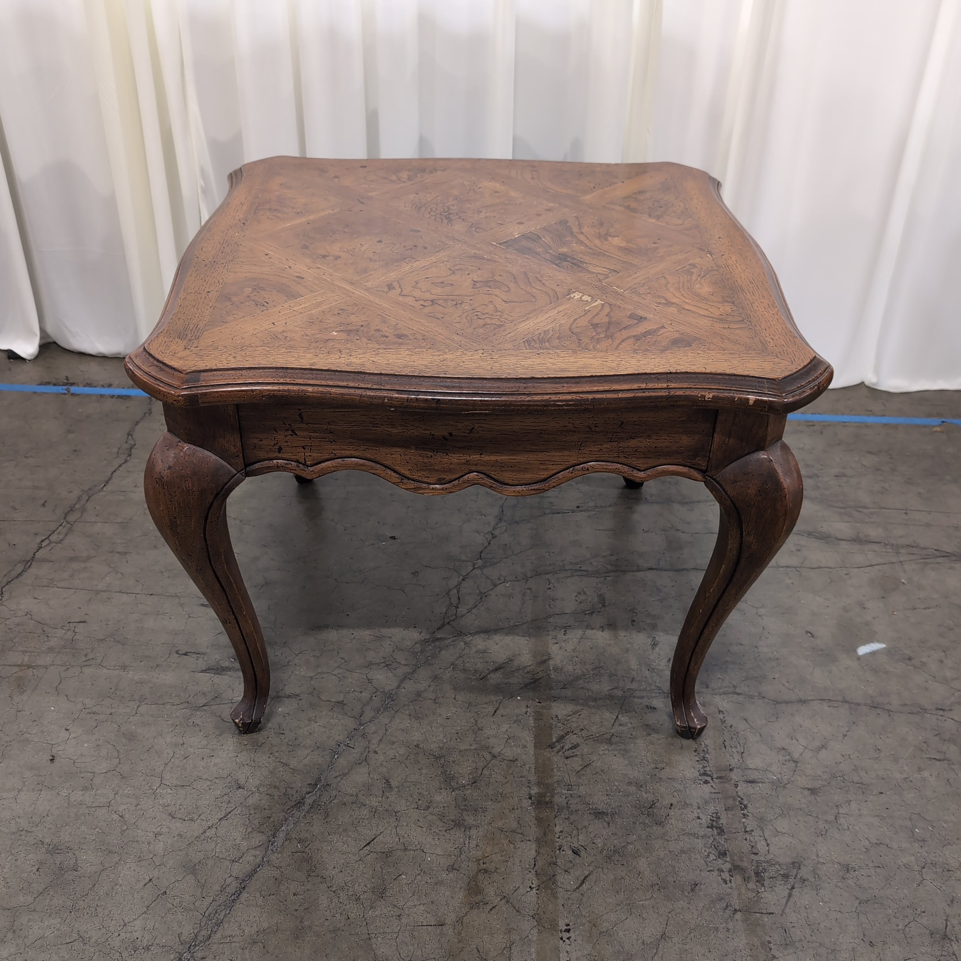 Traditional Dark Wood Carved Leg End Table