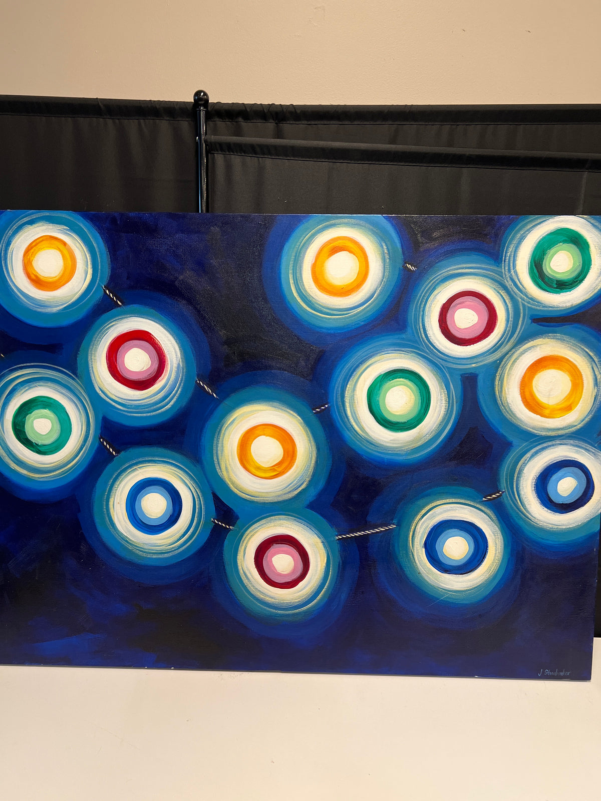 Vibrant Abstract Canvas Art with Concentric Circles