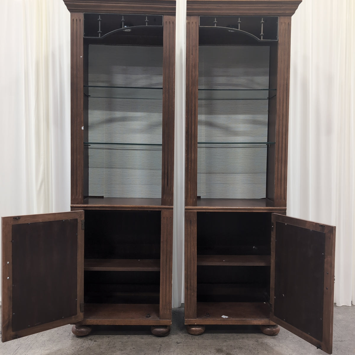 Dark Wood Traditional China Cabinet with Glass Shelves