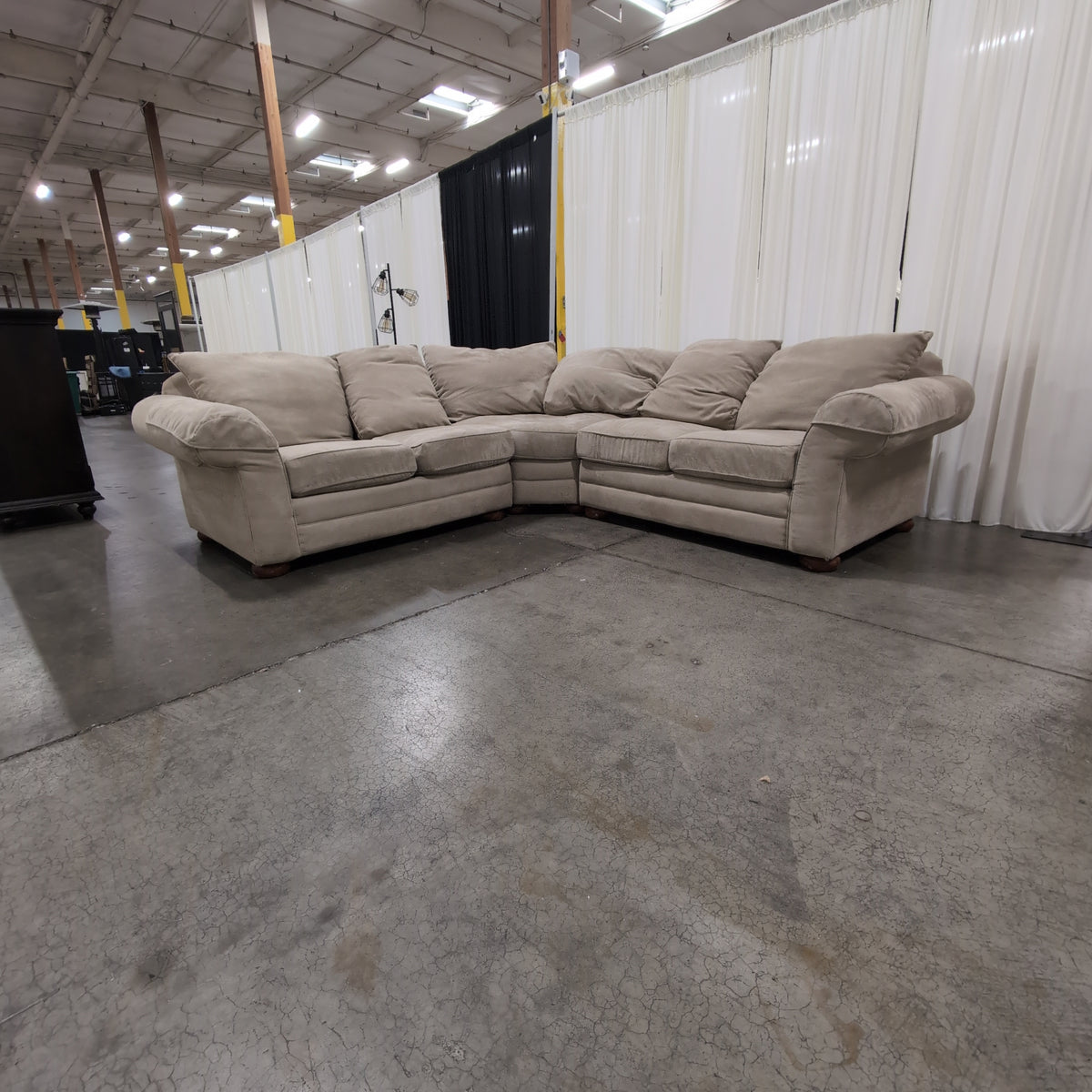 Bassett Tan Fabric L-Shaped Sectional Couch