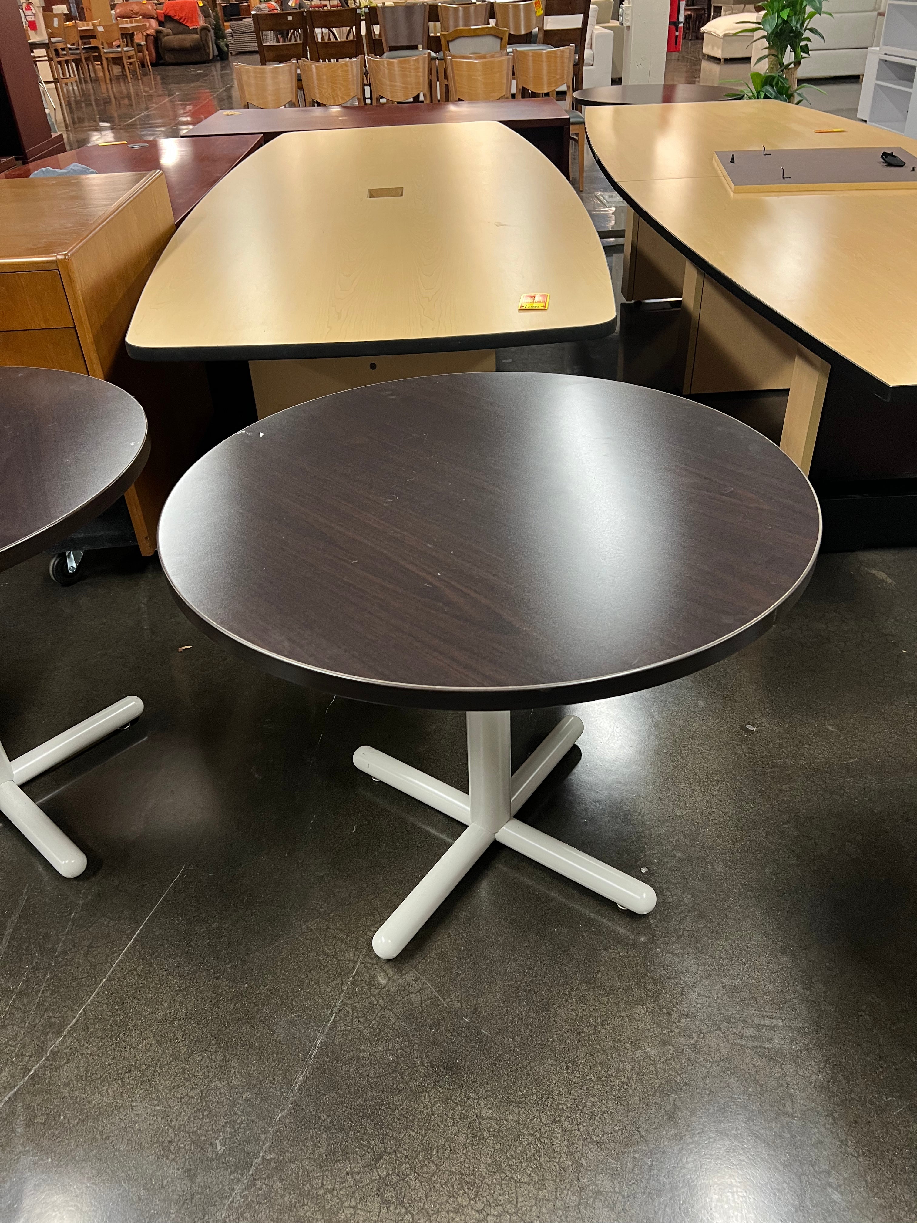Kimball Office 3ft Round Table