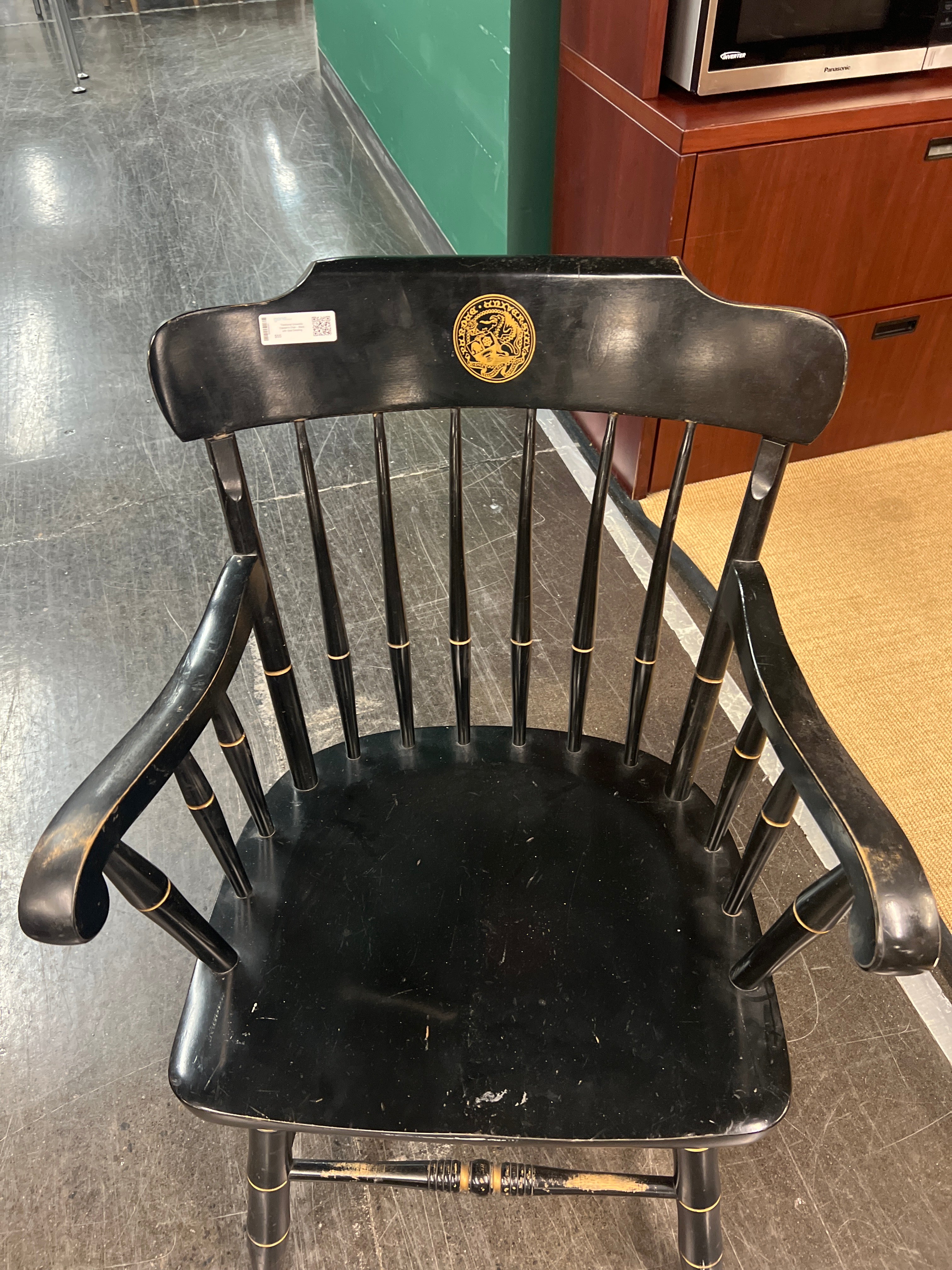 Traditional University Captain’s Chair – Black with Gold Detailing