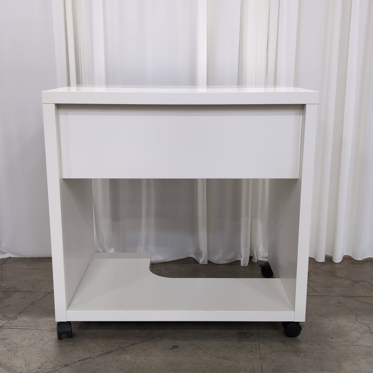 White Minimalist Desk with Pull-Out Shelf