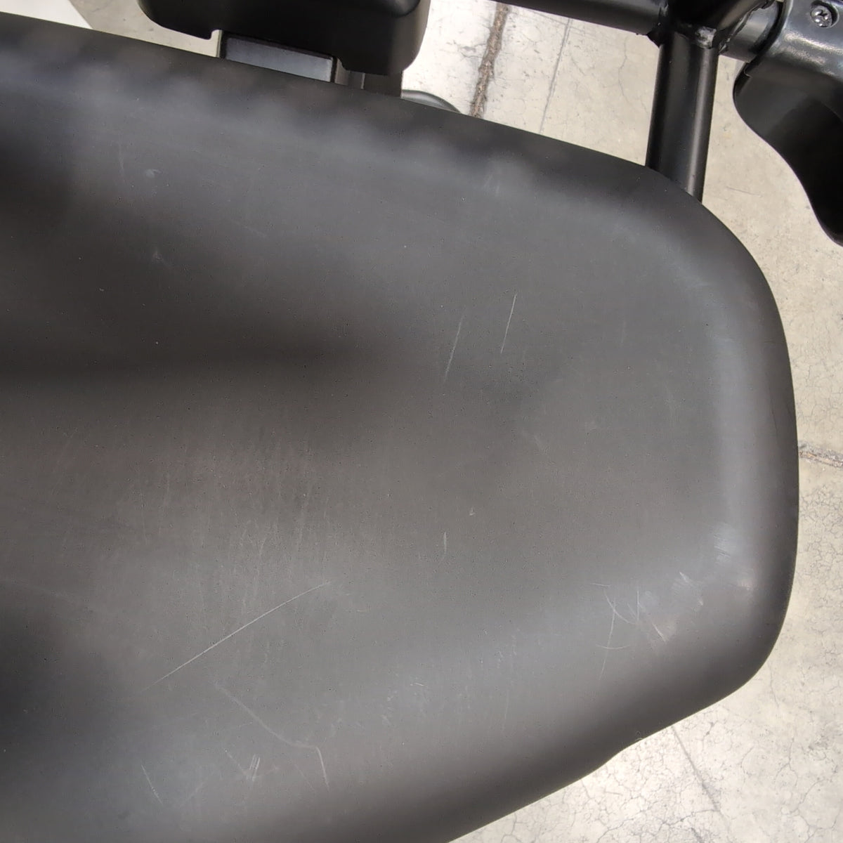 Nautilus R616 Black Recumbent Exercise Bike