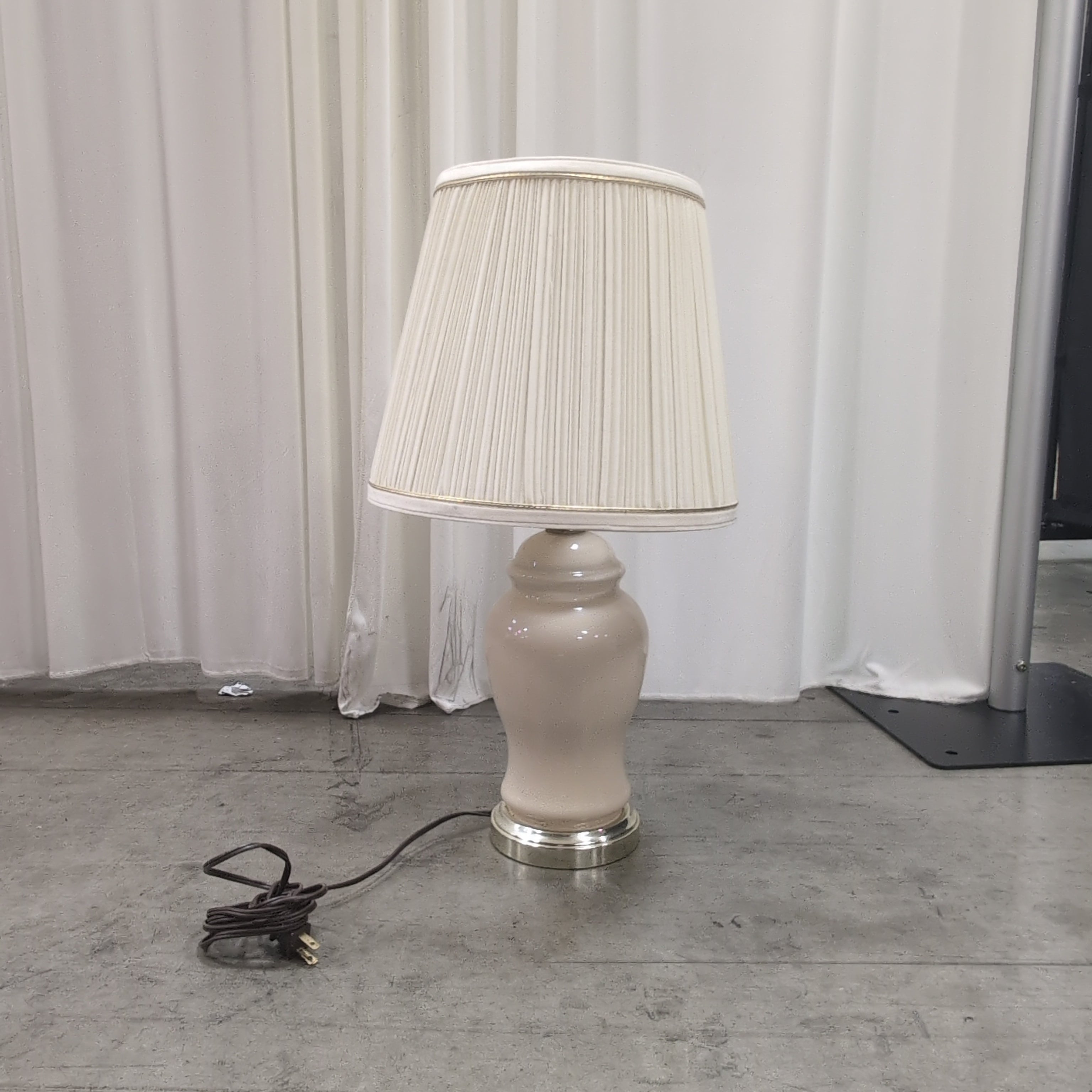Cream Ceramic Urn-Shaped Table Lamp with Pleated Shade