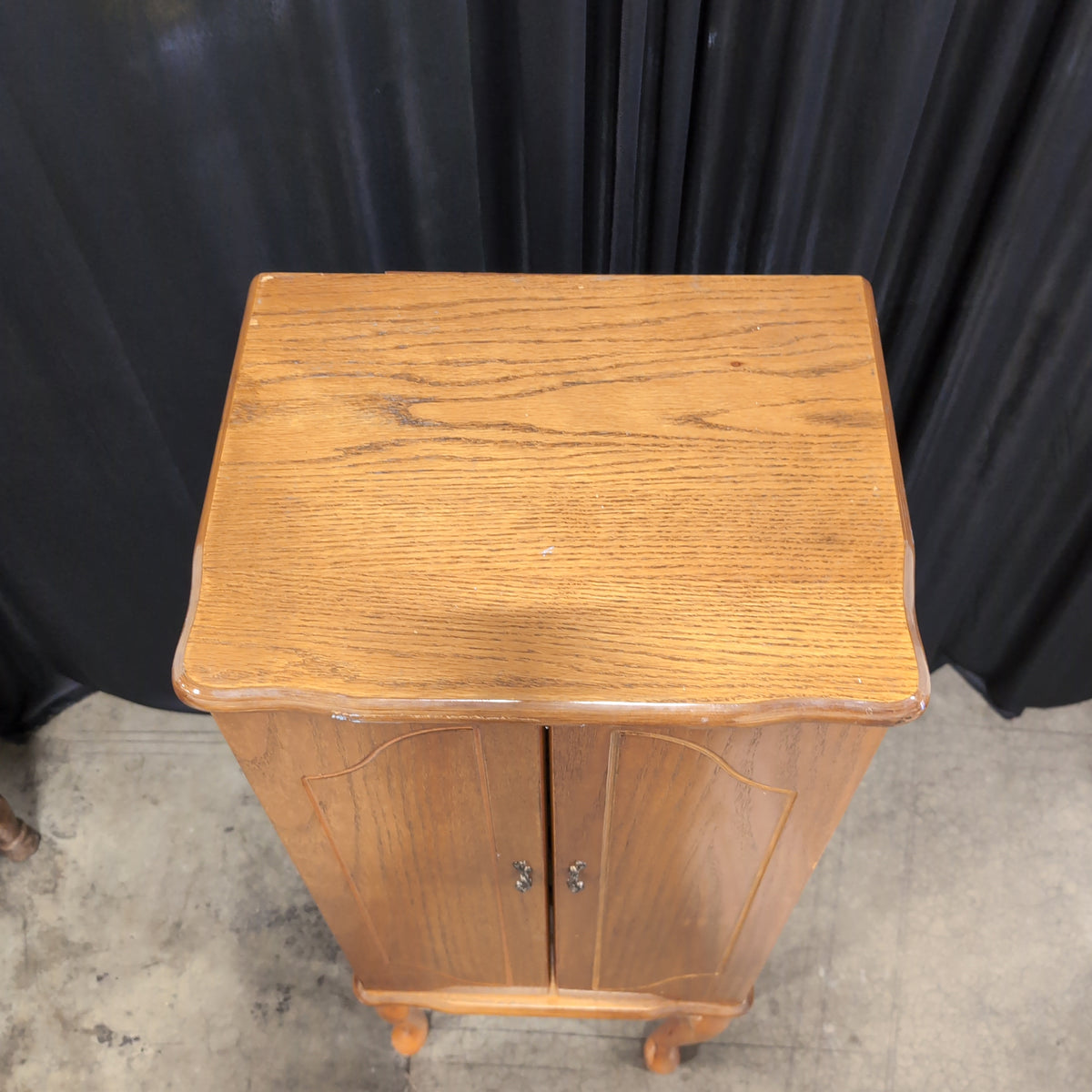 Oak Wood Two-Door Audio Cabinet with Cabriole Legs