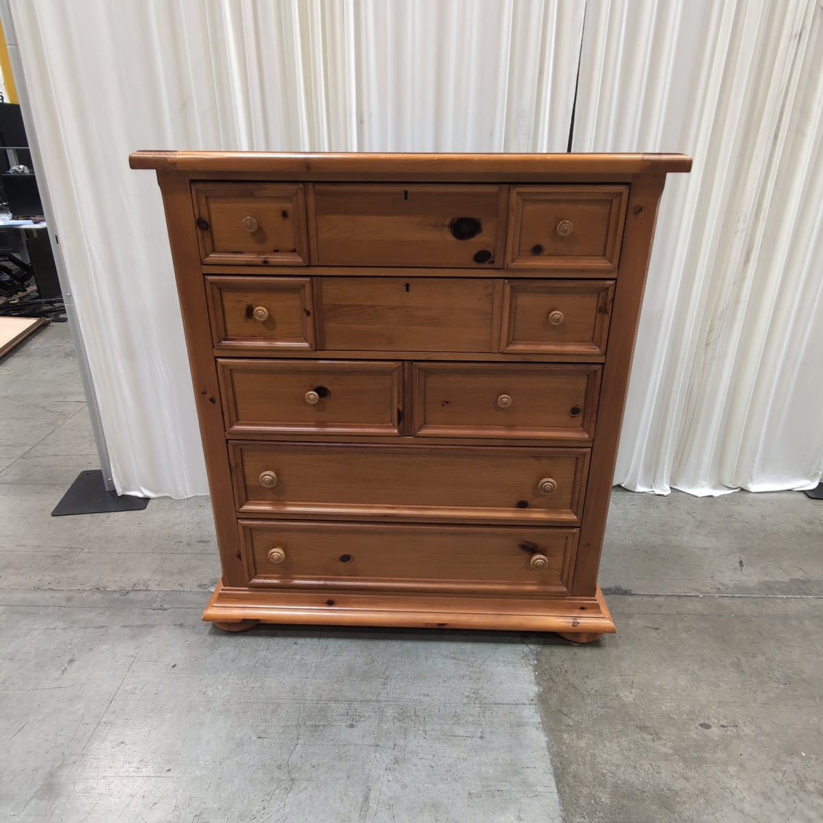 Rustic Pine Style Wood Dresser with Turned Feet