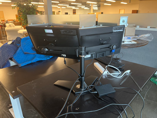 Dual monitor