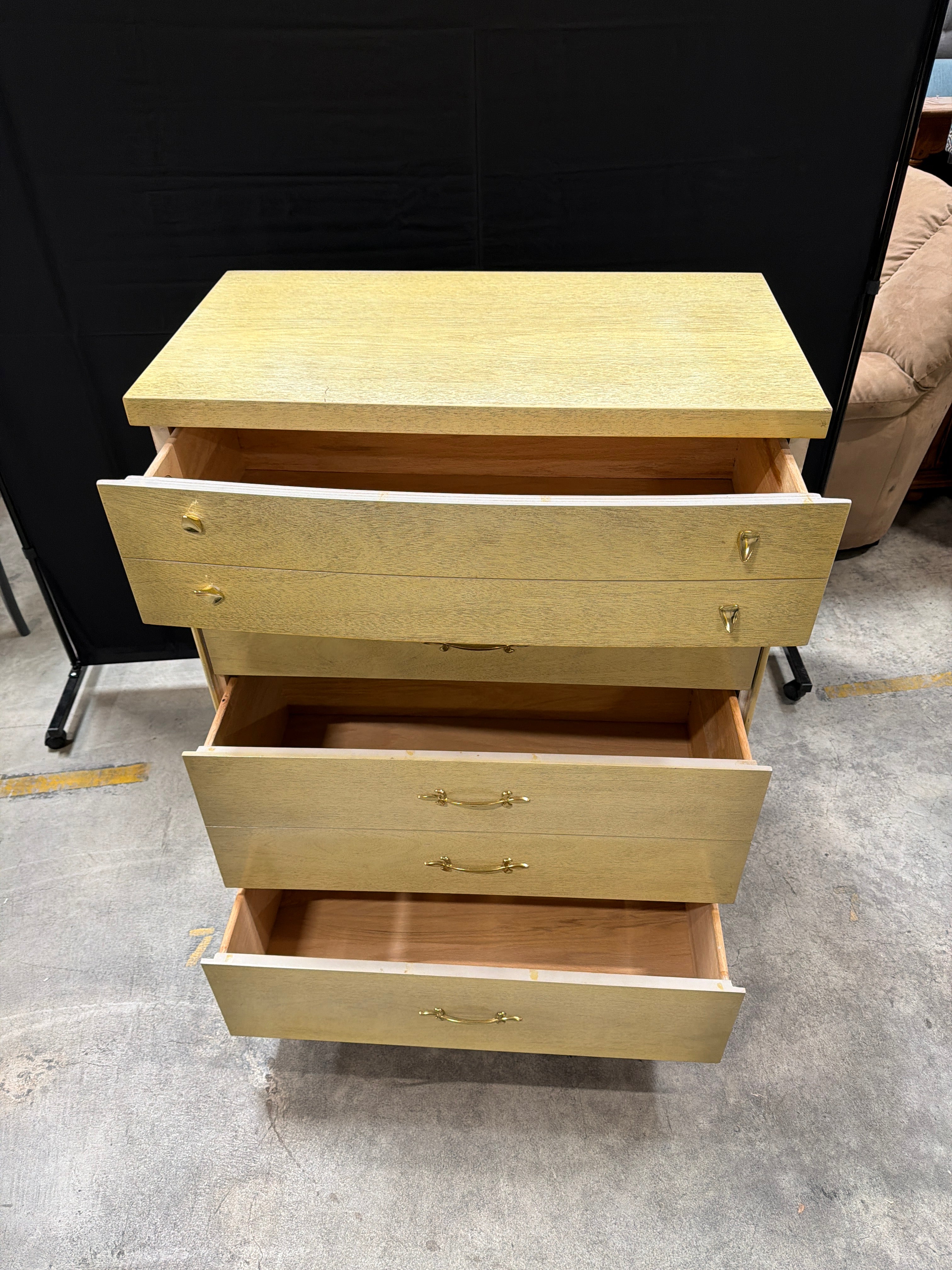 Bassett Vintage Light Wood Stained Four-Drawer Chest of Drawers