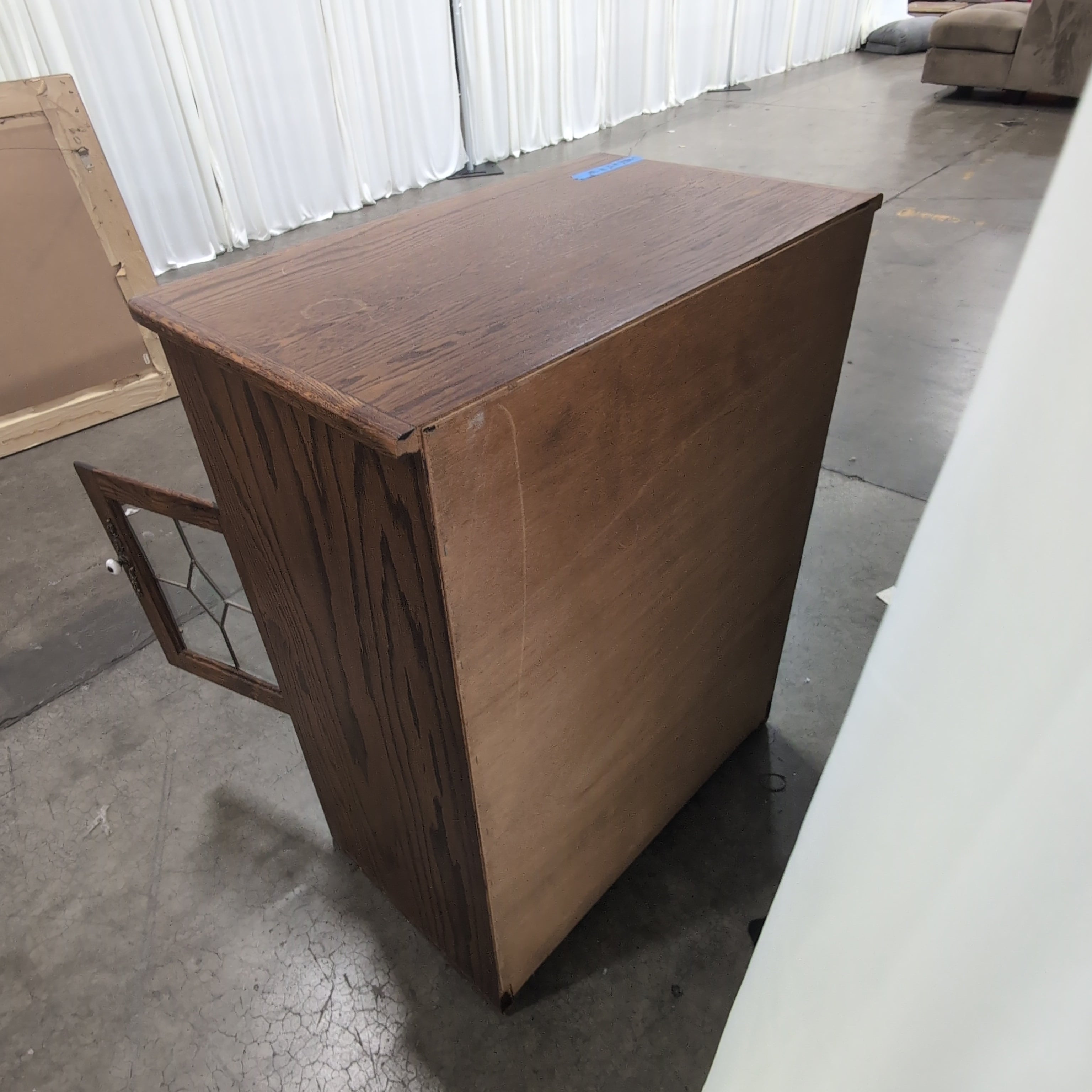 Stained Oak Wood TV Stand with Leaded Glass Doors