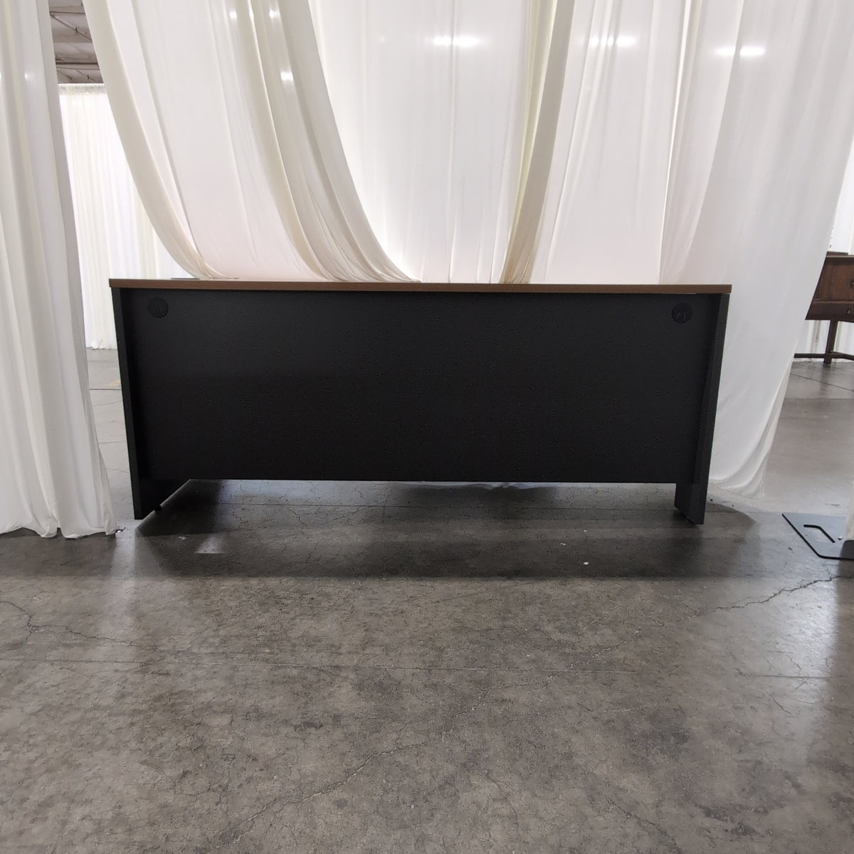 Modern Light Wood Laminate Office Desk with Curved Cutout