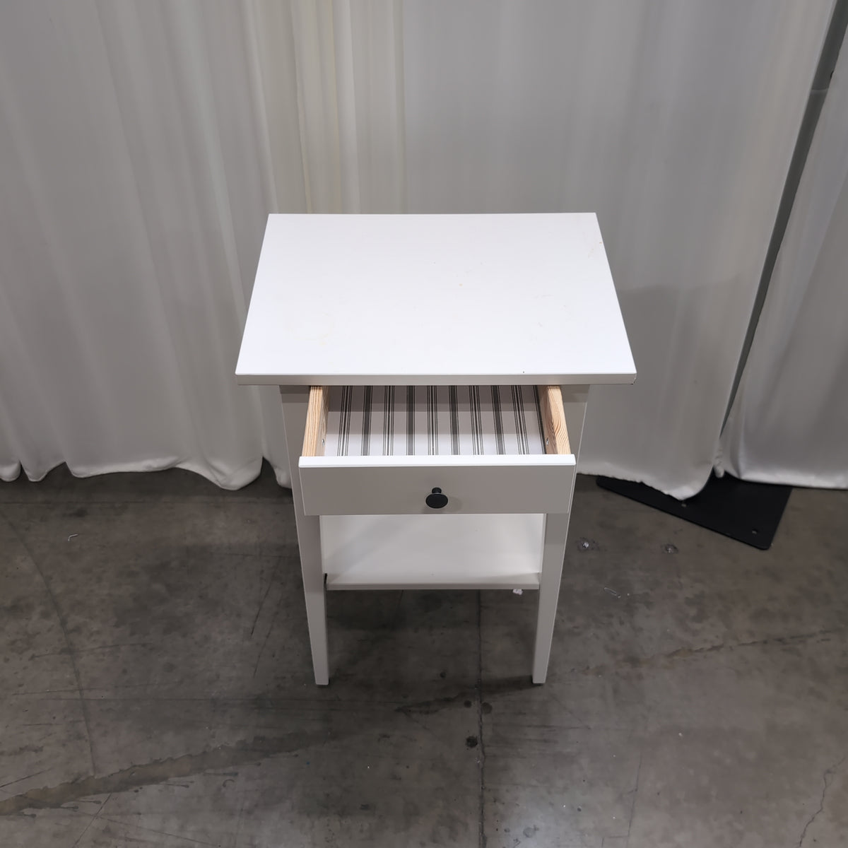 White Wood Nightstand with one drawer