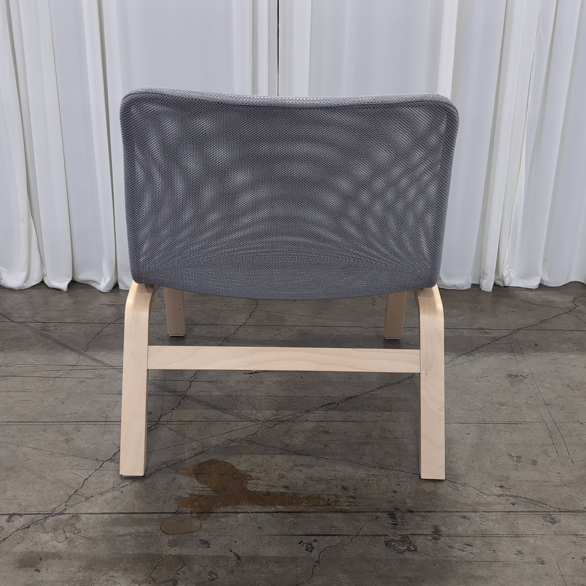 Light Wood Frame Gray Mesh Chair