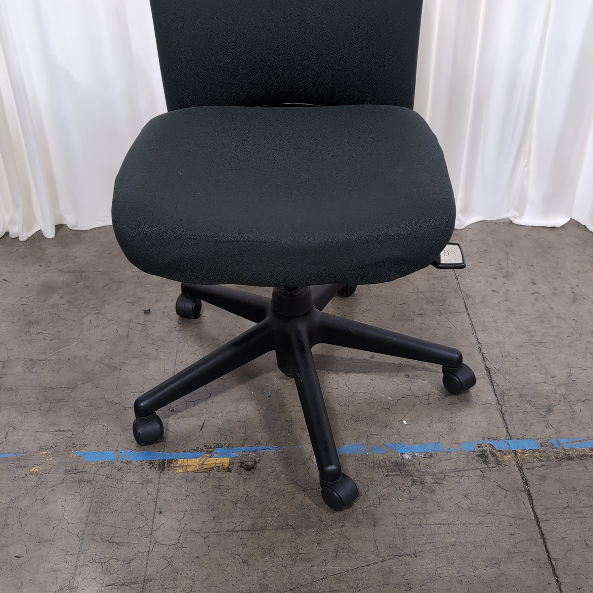 Black Swivel Office Chair in Fabric