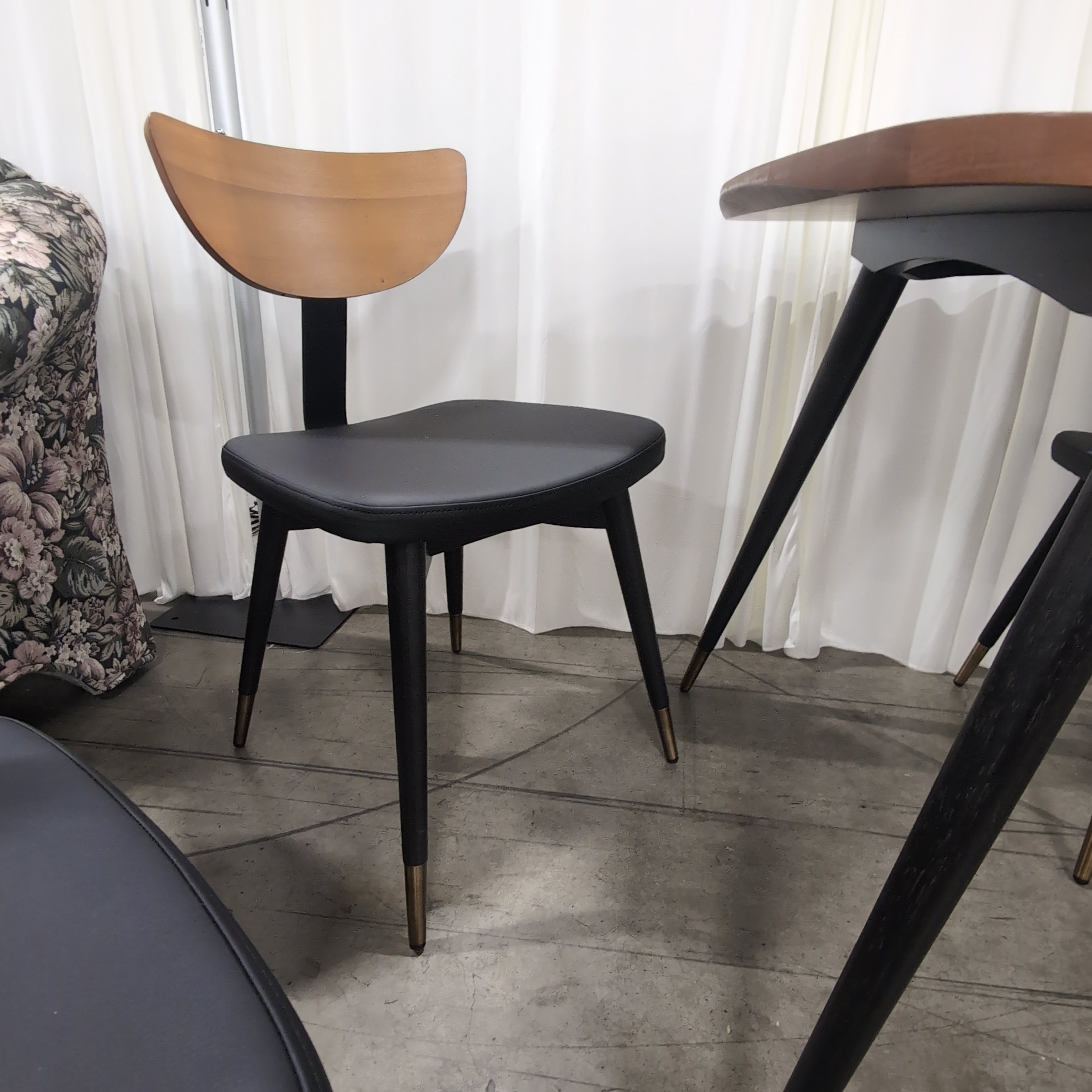 Warm Wood Rectangular Dining Table with Tapered Legs