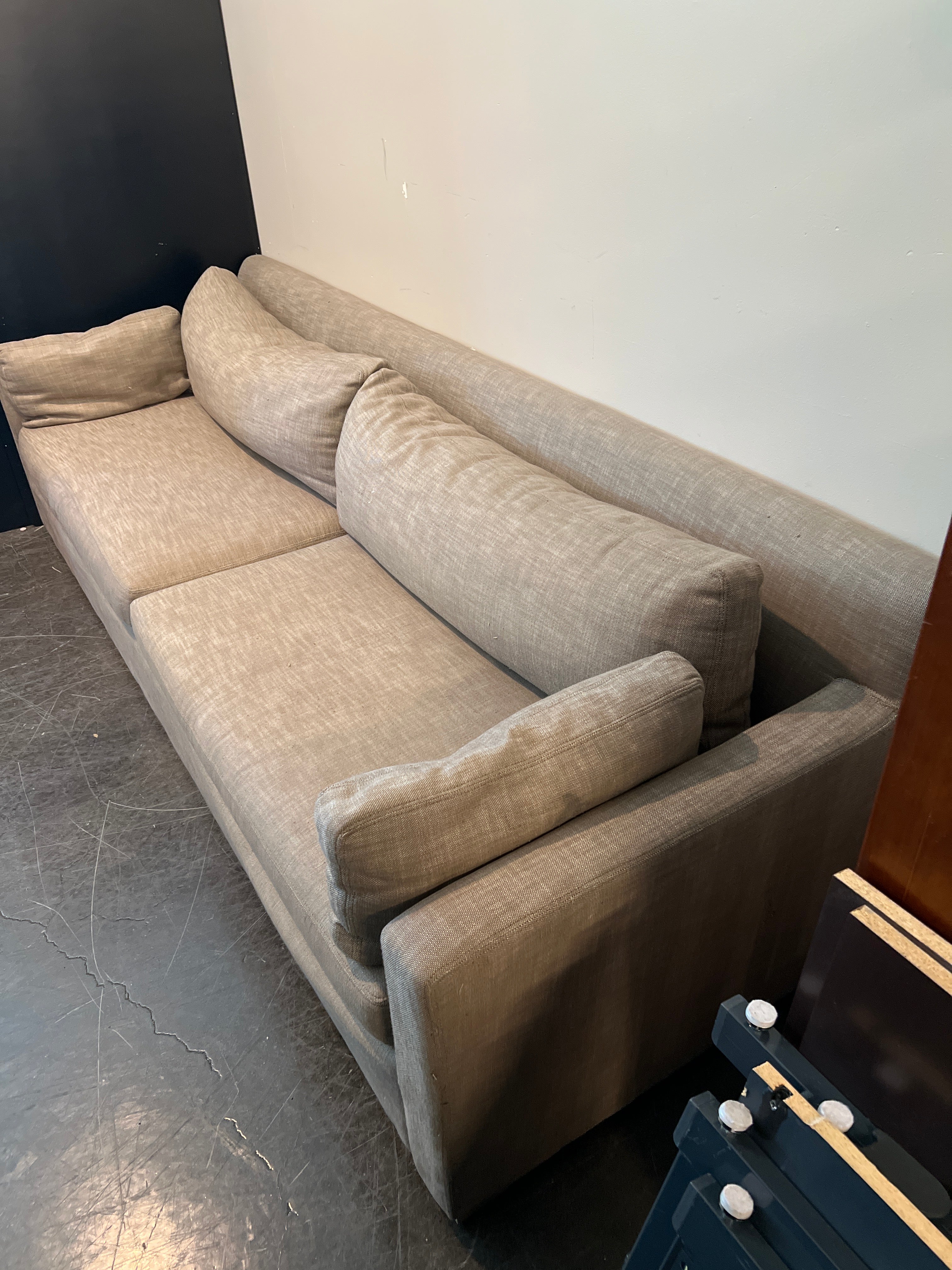 Sturdy Restoration Hardware Sofa: Neutral Linen Fabric in Good Condition