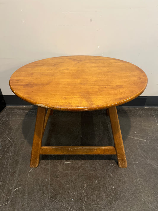 Vintage Northwest Chair Co. Round Wood Side Table – Tacoma Made
