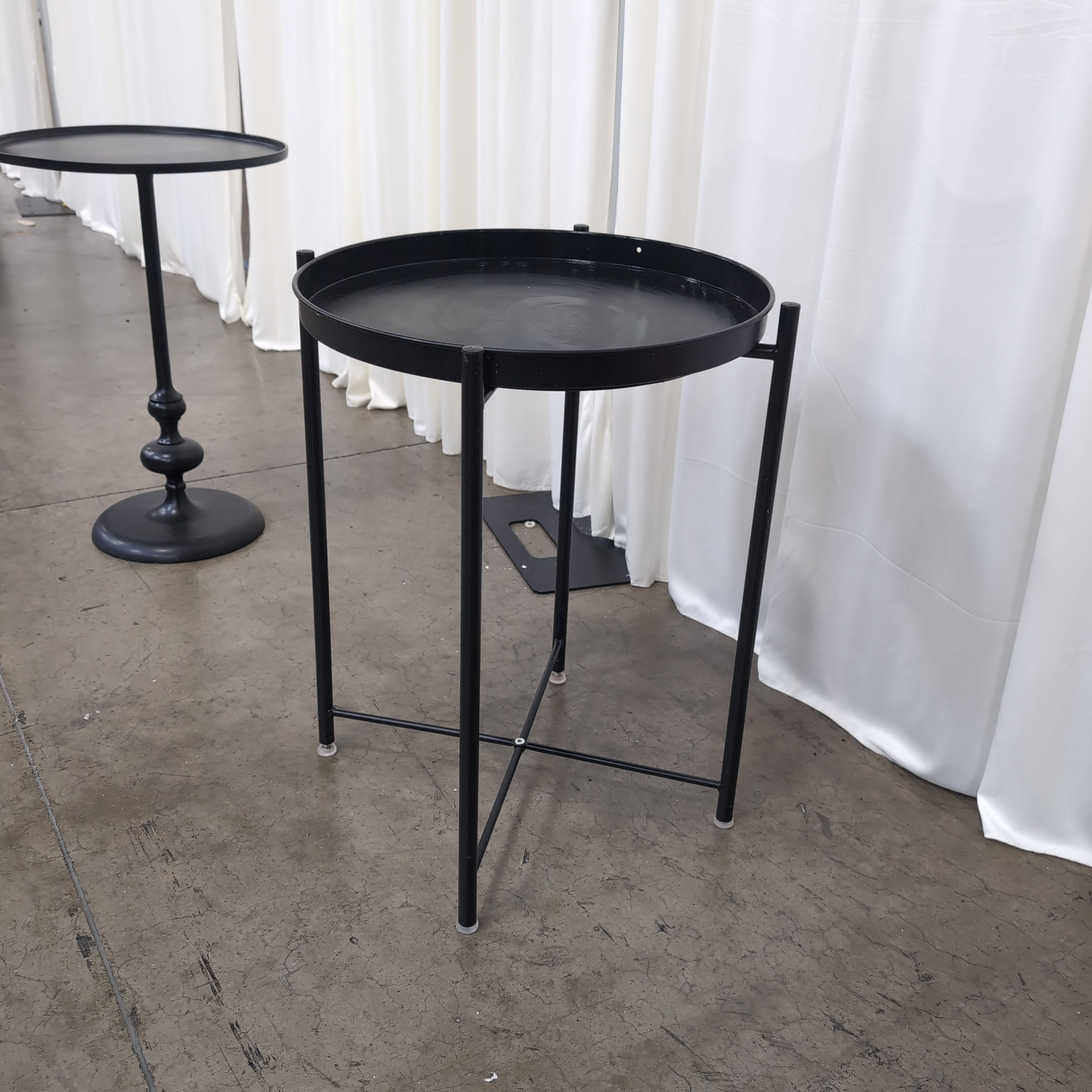 Black Metal Round Tray Top End Table