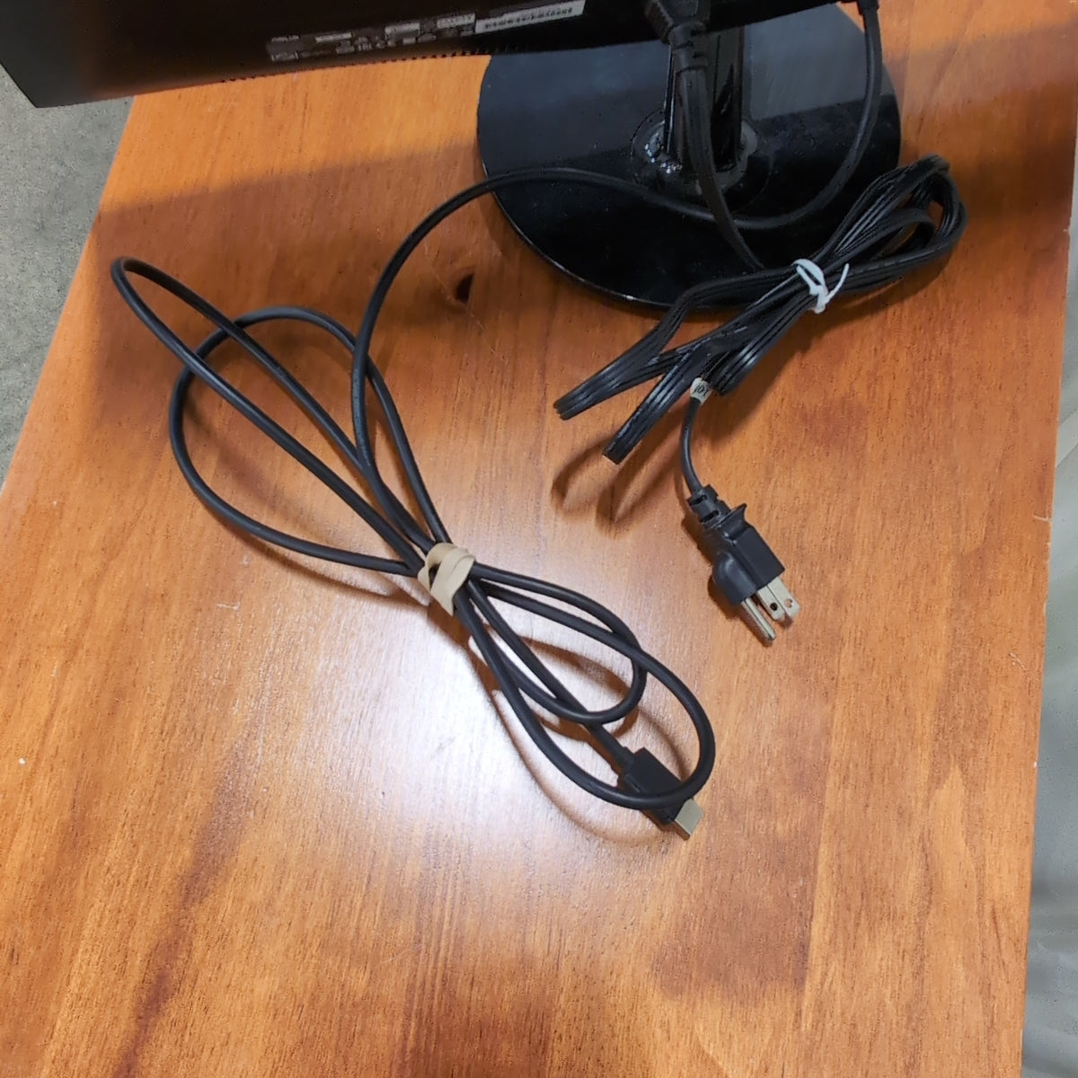 ASUS Black Flat Panel Computer Monitor with HDMI Input