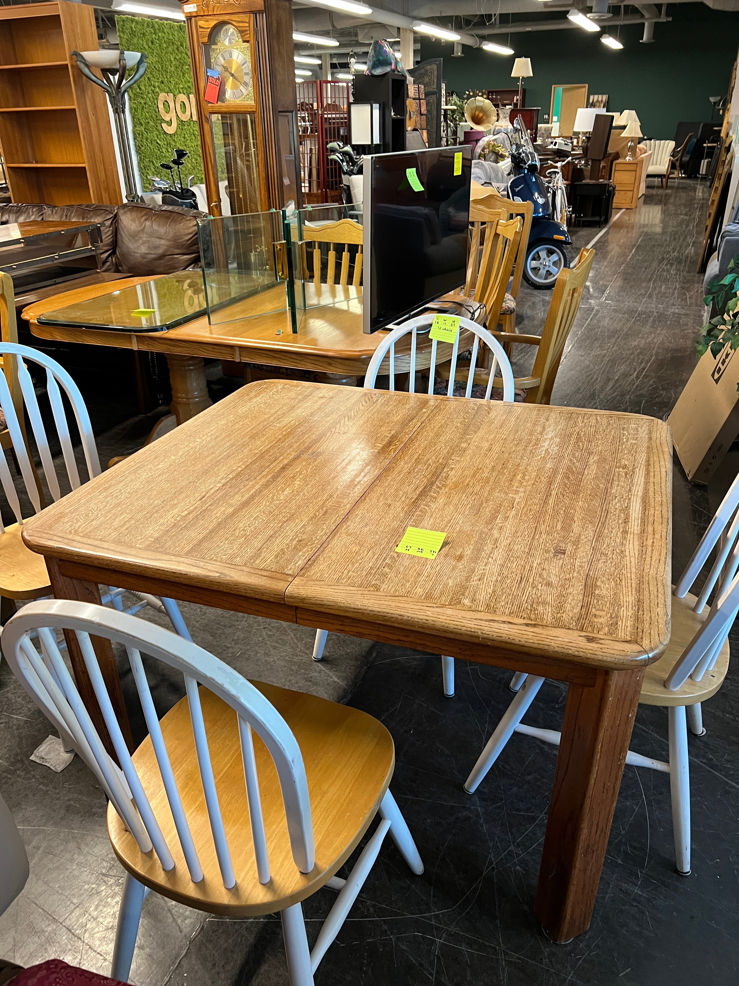 Oak Dinning Table and Chairs, with White Accent