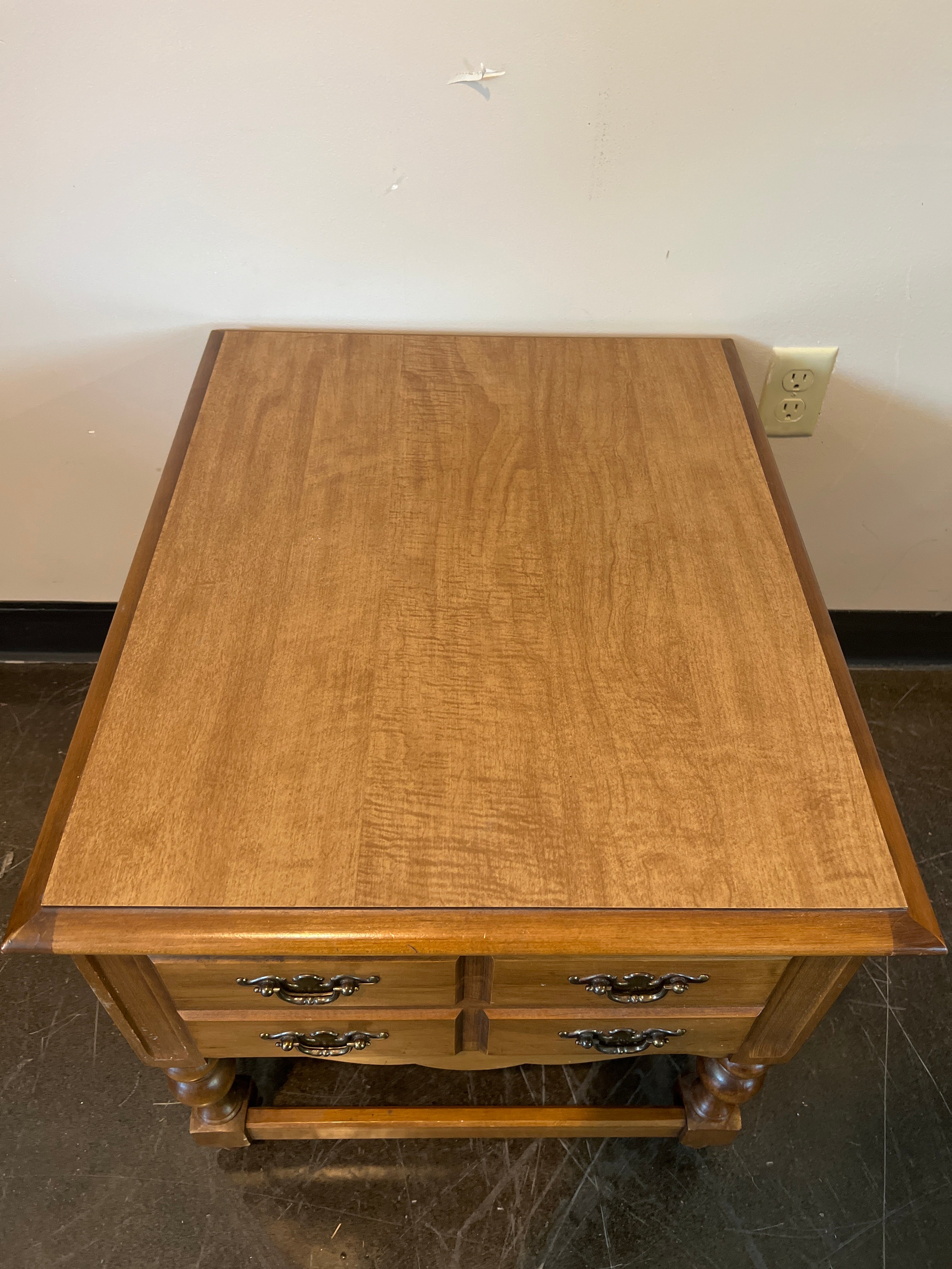 Broyhill Premier Traditional End Table
