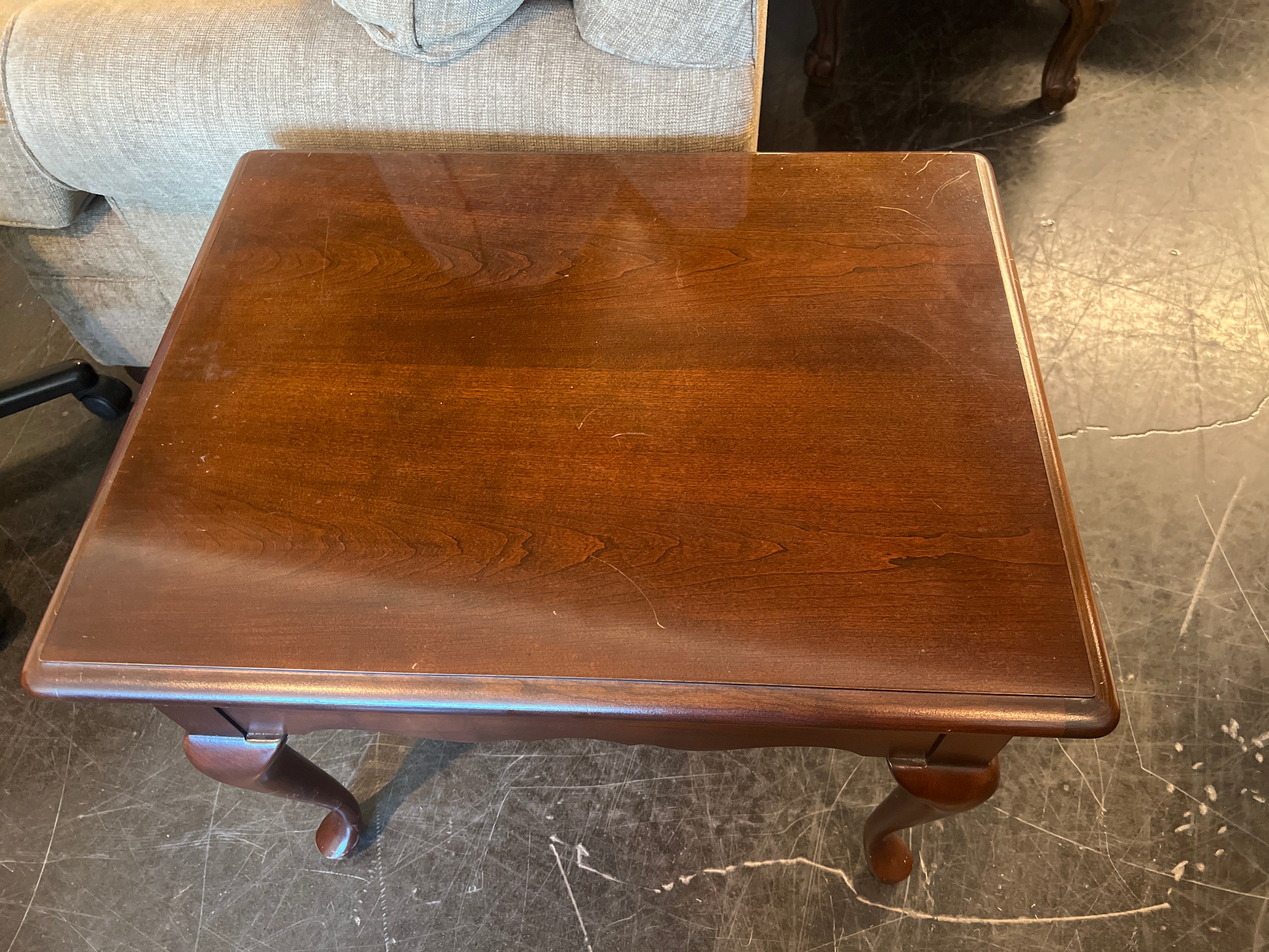 Thomasville Mahogany Side Table with Cabriole Legs