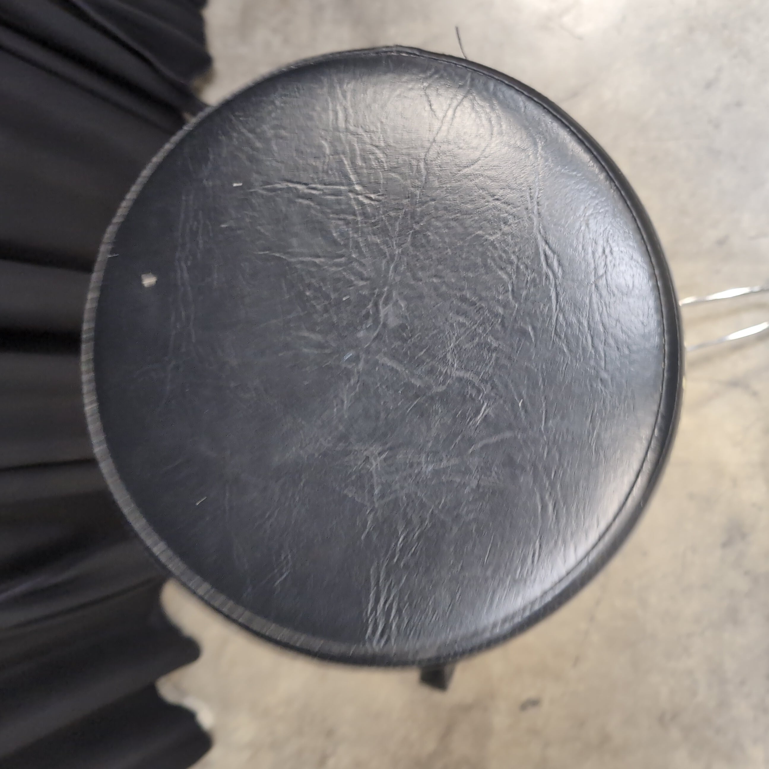 Padded Black Vinyl Drum Throne