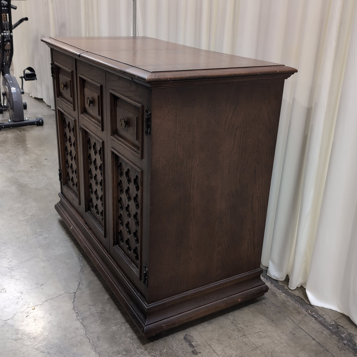 Brown Wood Traditional Buffet with Carved Doors