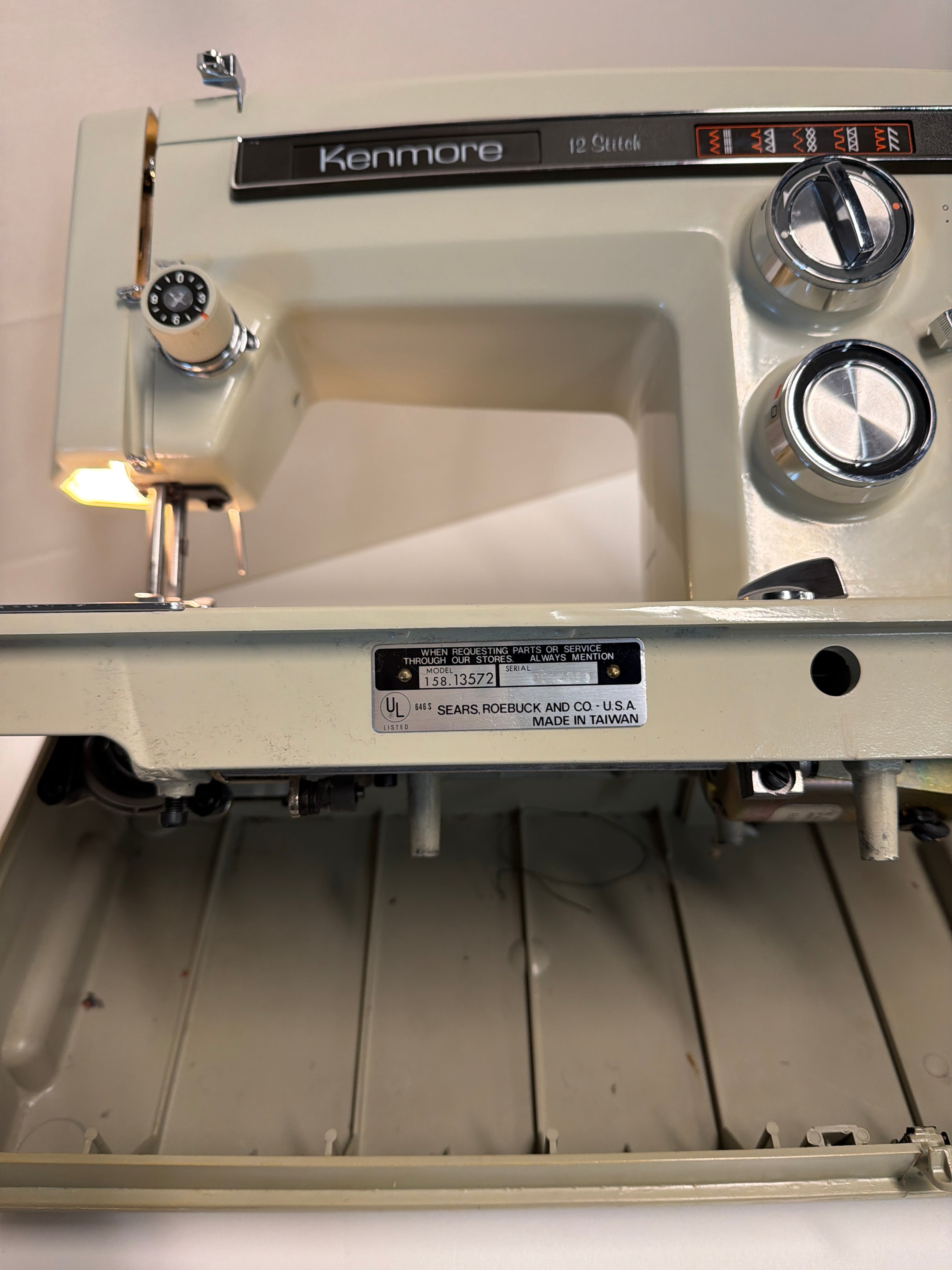 Kenmore 12 Stitch Model 158 Classic Mechanical Sewing Machine with Hard Case