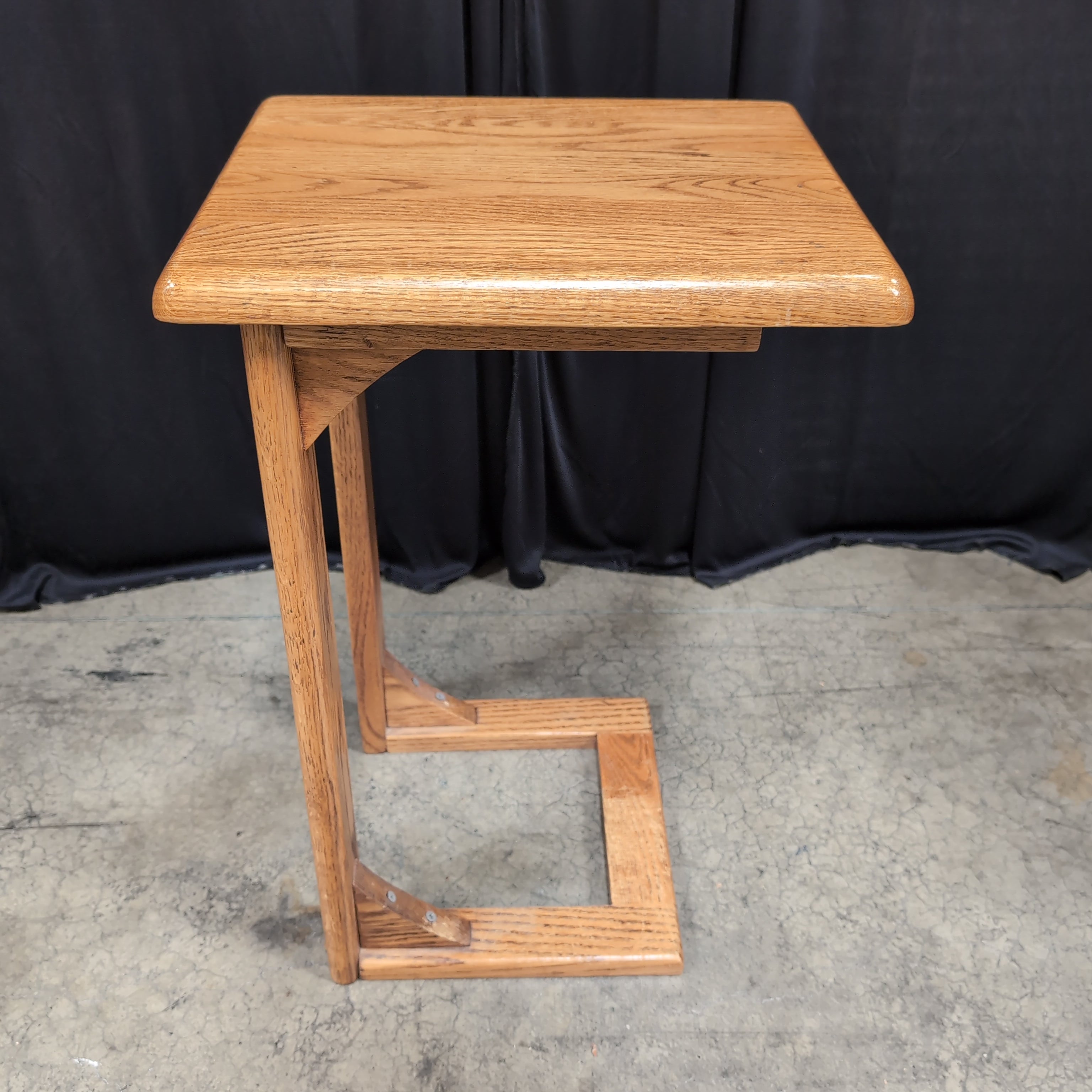 Light Brown Wood C-Table in Natural Finish