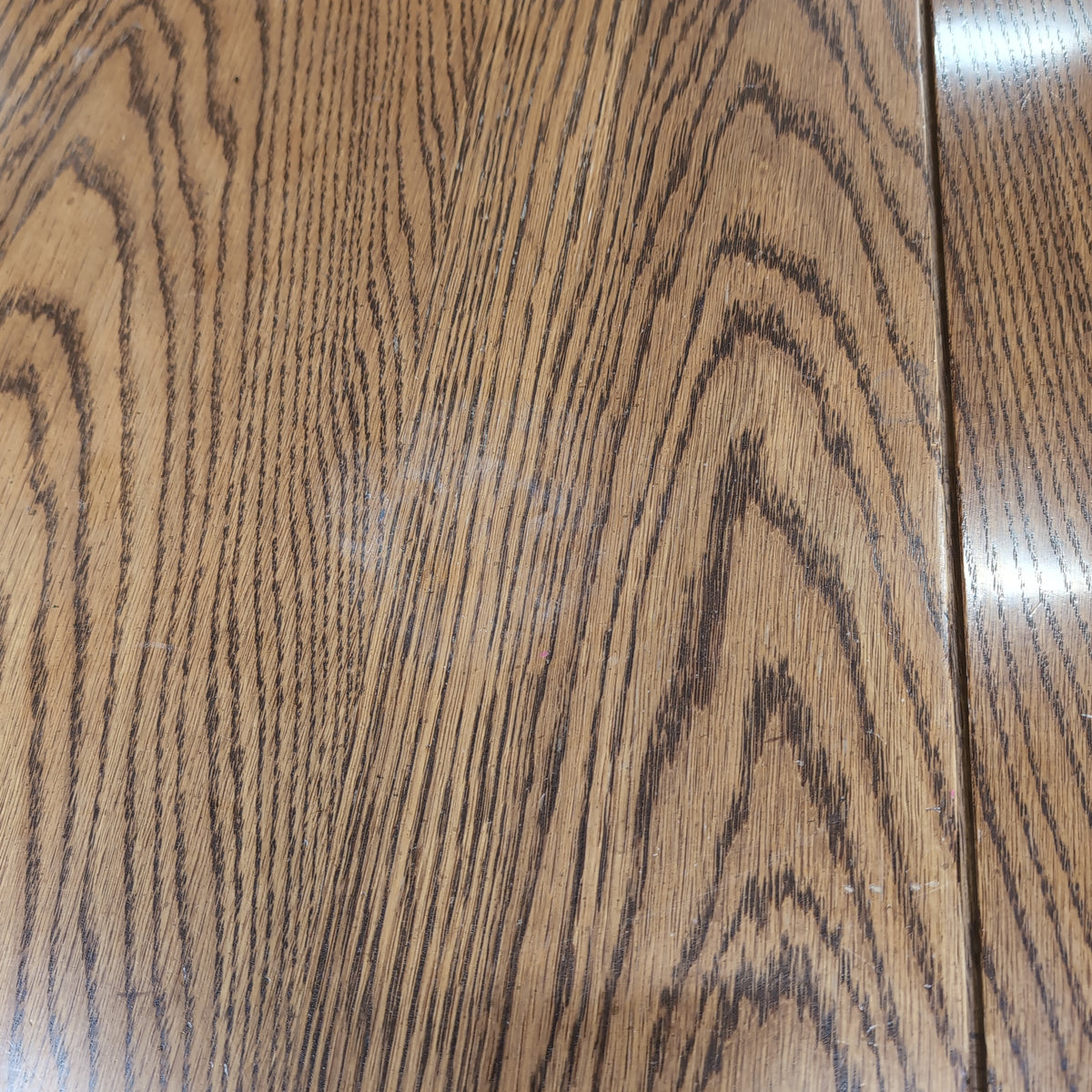 Traditional Oak Drop Leaf End Table with Ornate Hardware