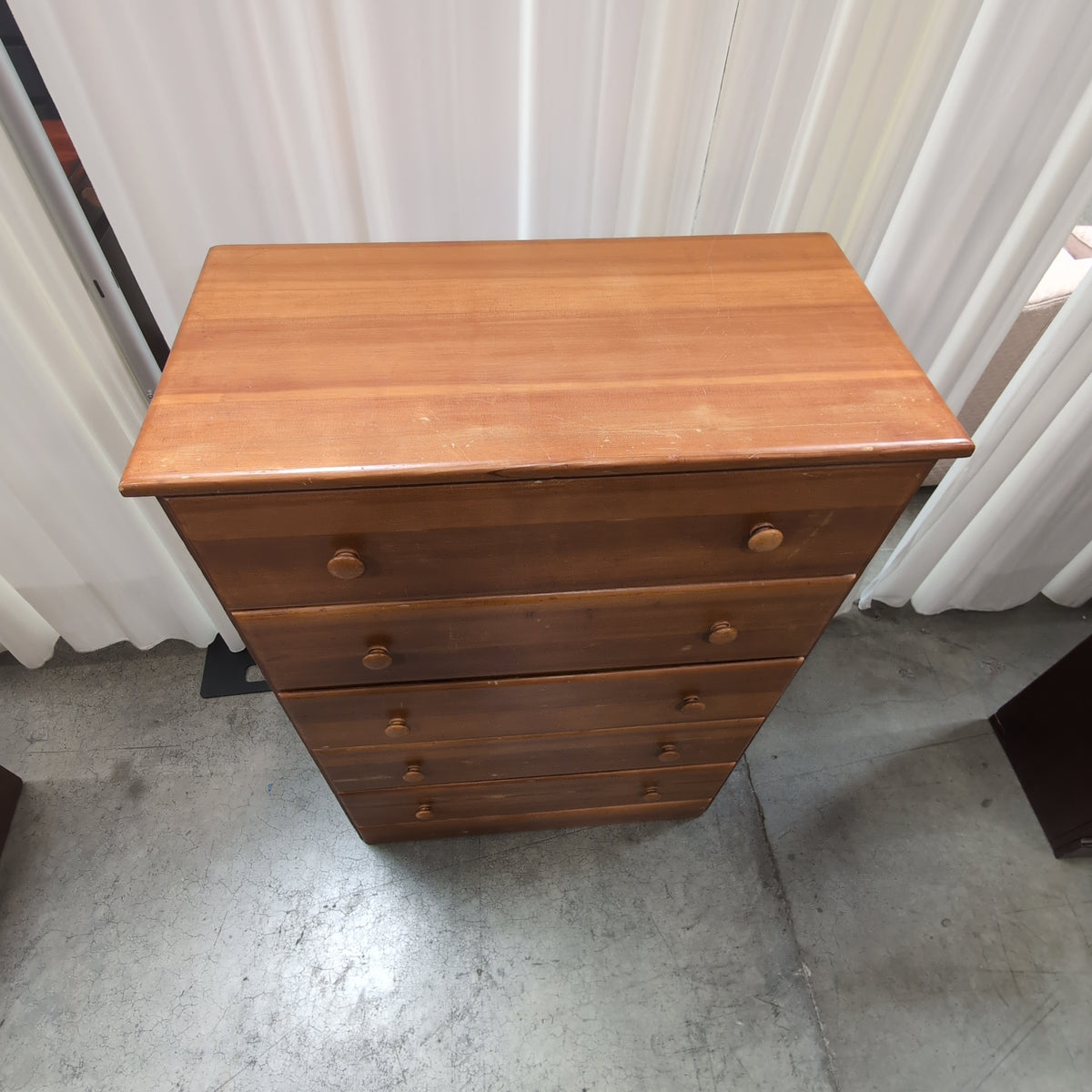Traditional Five-Drawer Wood Dresser in Honey Tone