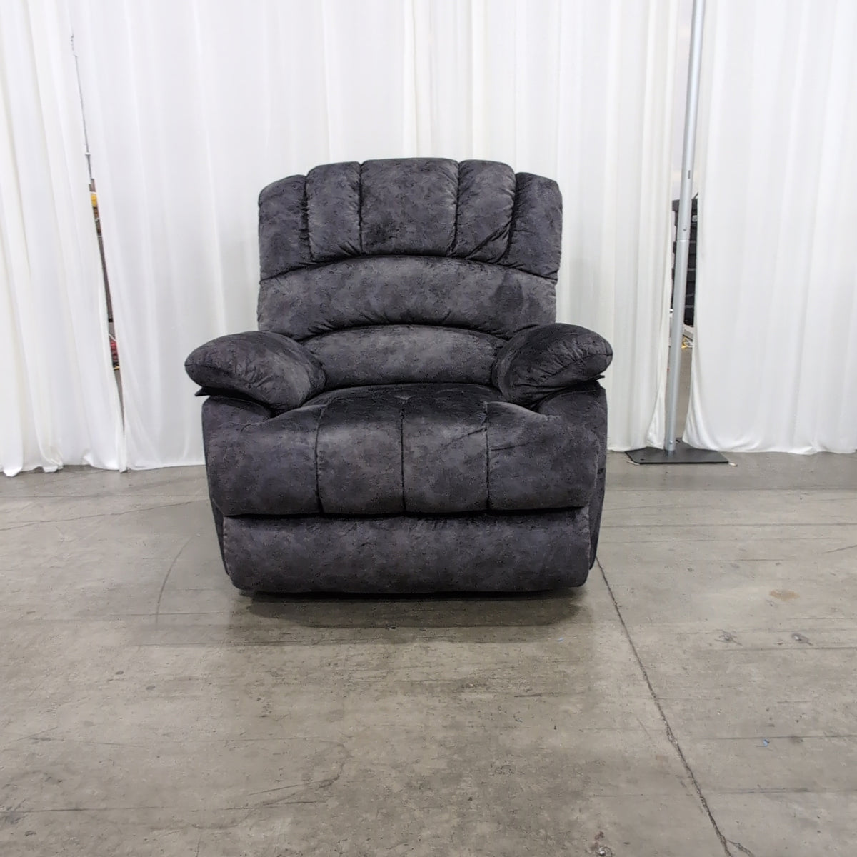 Dark Gray Plush Recliner in Velvet-like Fabric
