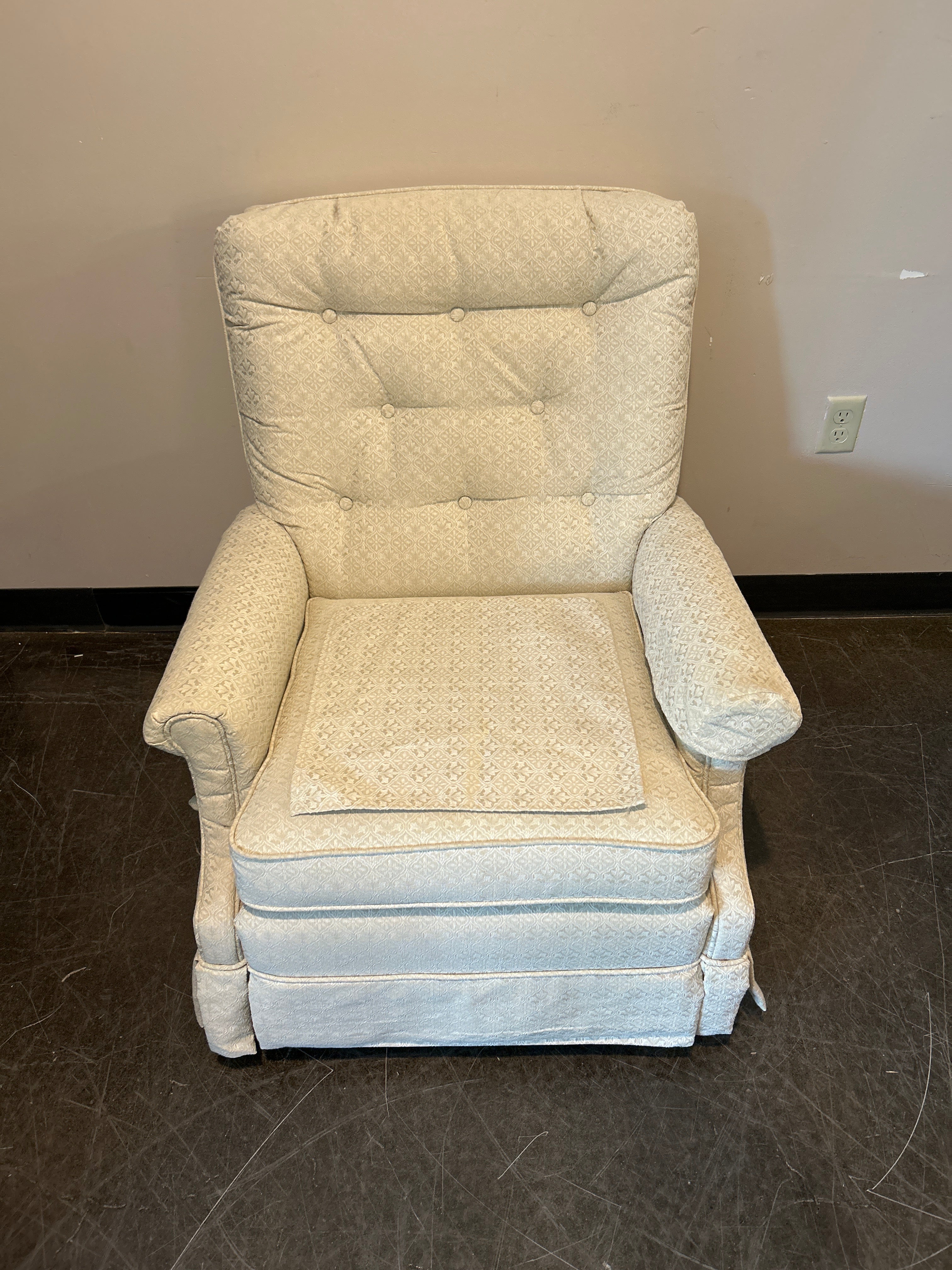 Barcalounger Beige Recliner Chair – Tufted Back & Rolled Arms