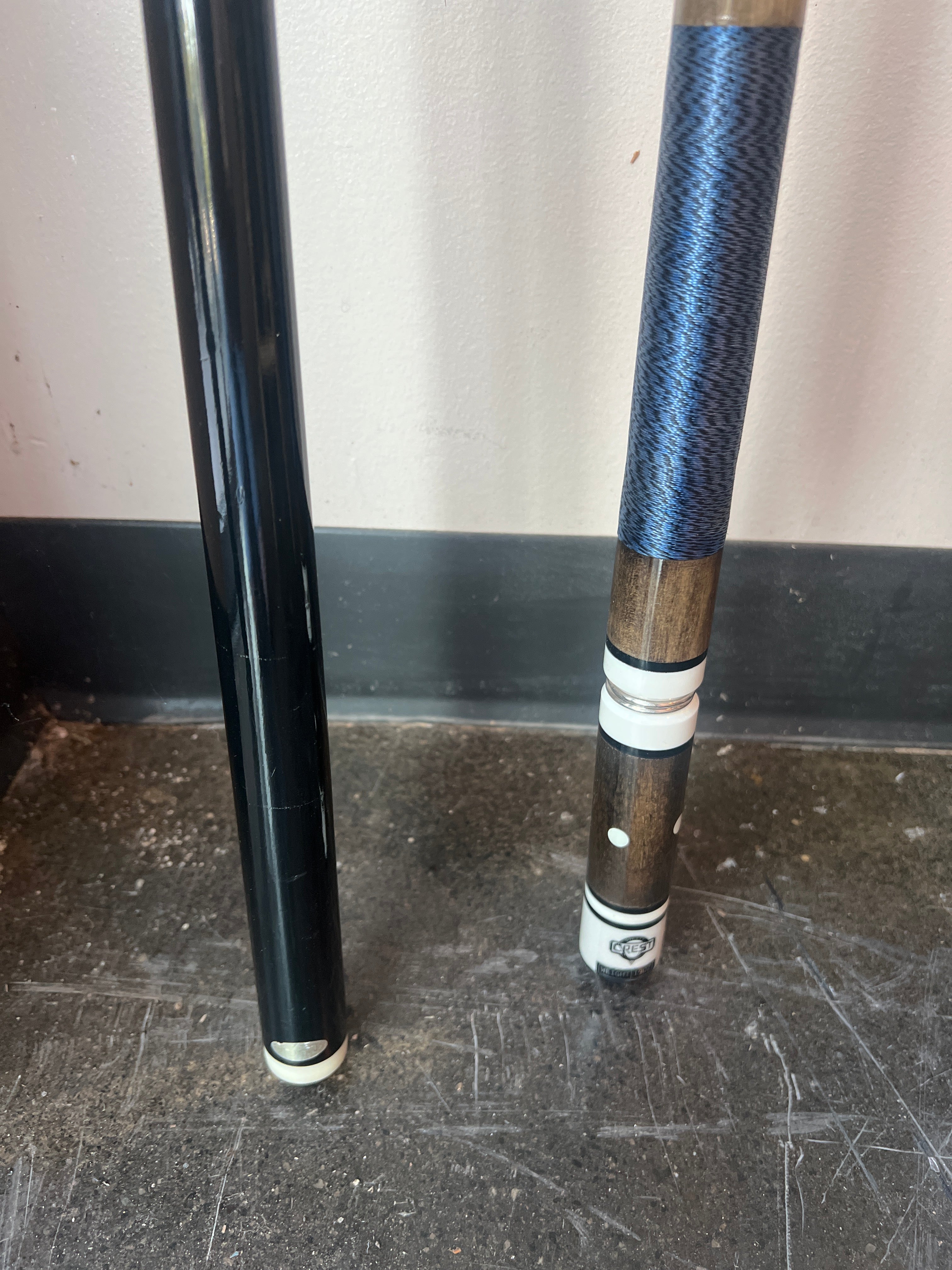Two-Piece Pool Cue Set with Case