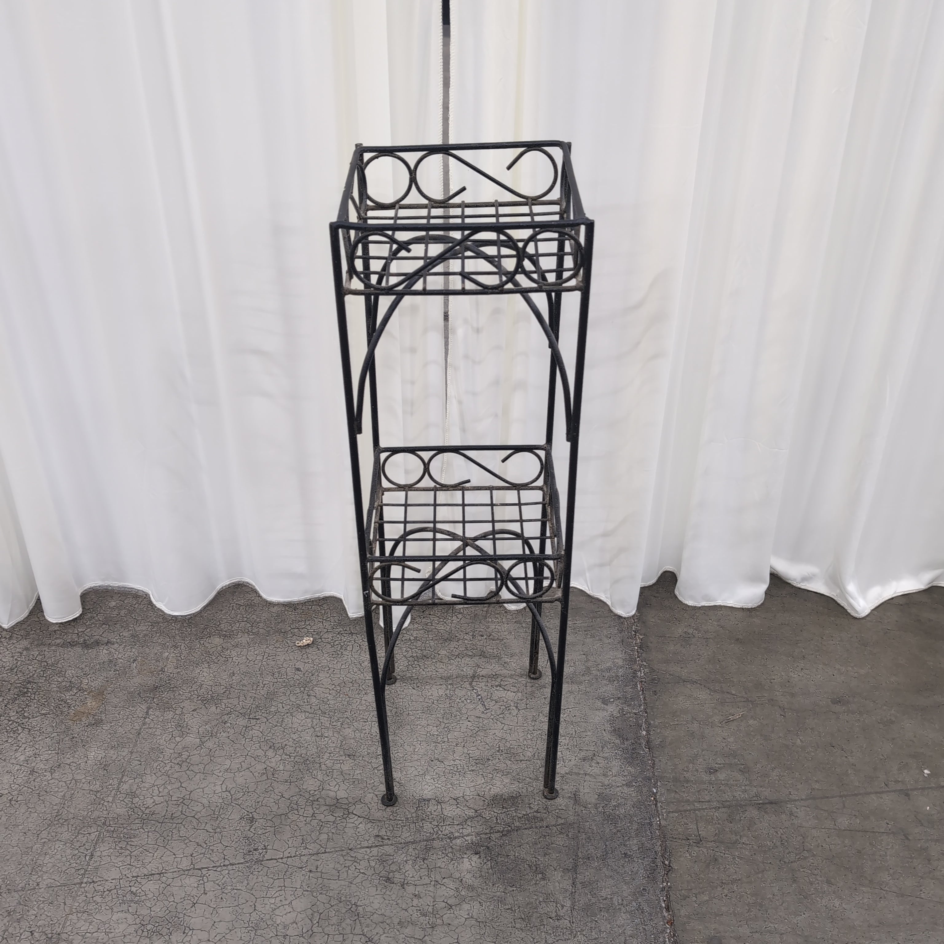 Black Metal Square Grid Storage Basket