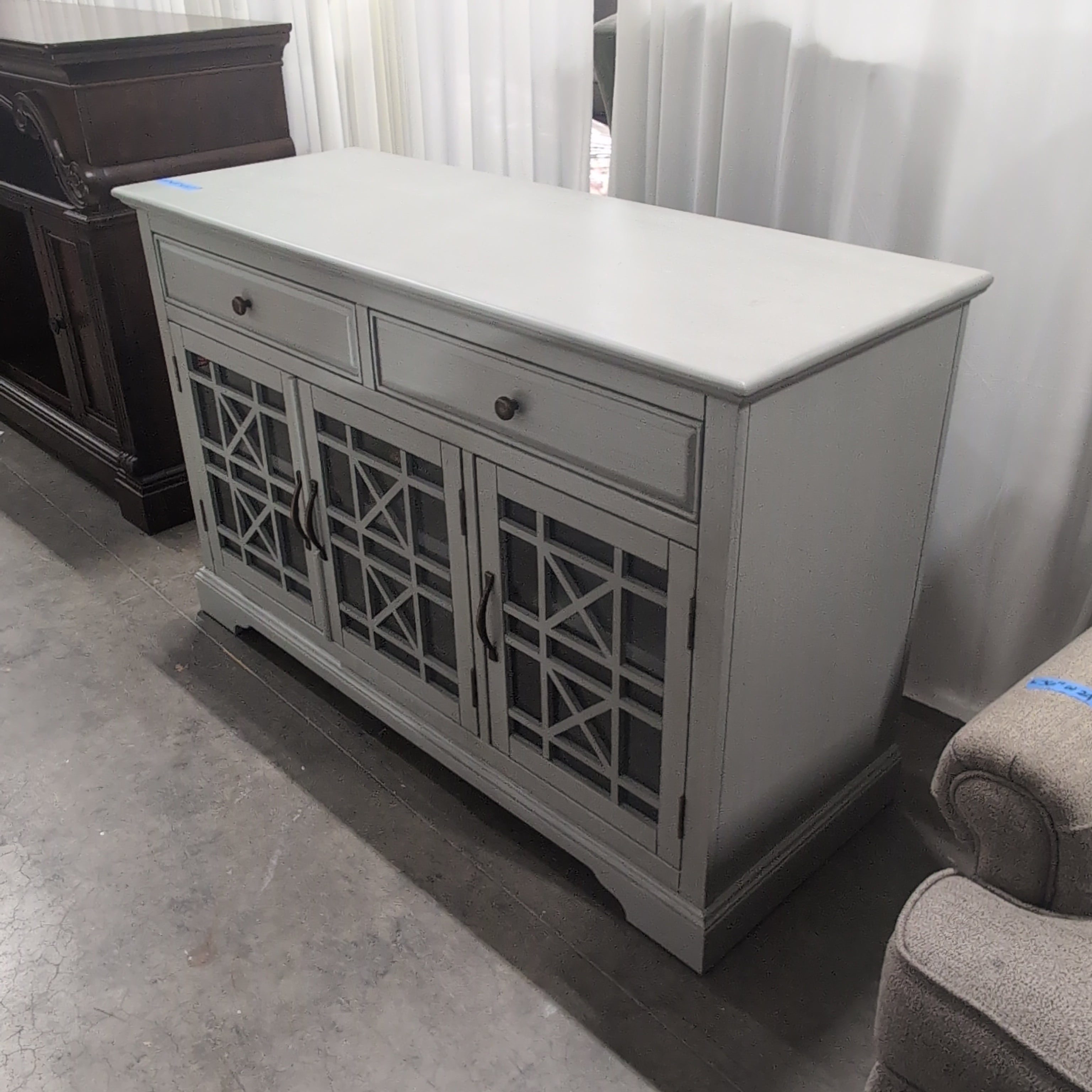 Royale USA Grey Wood Buffet with Geometric Glass Doors