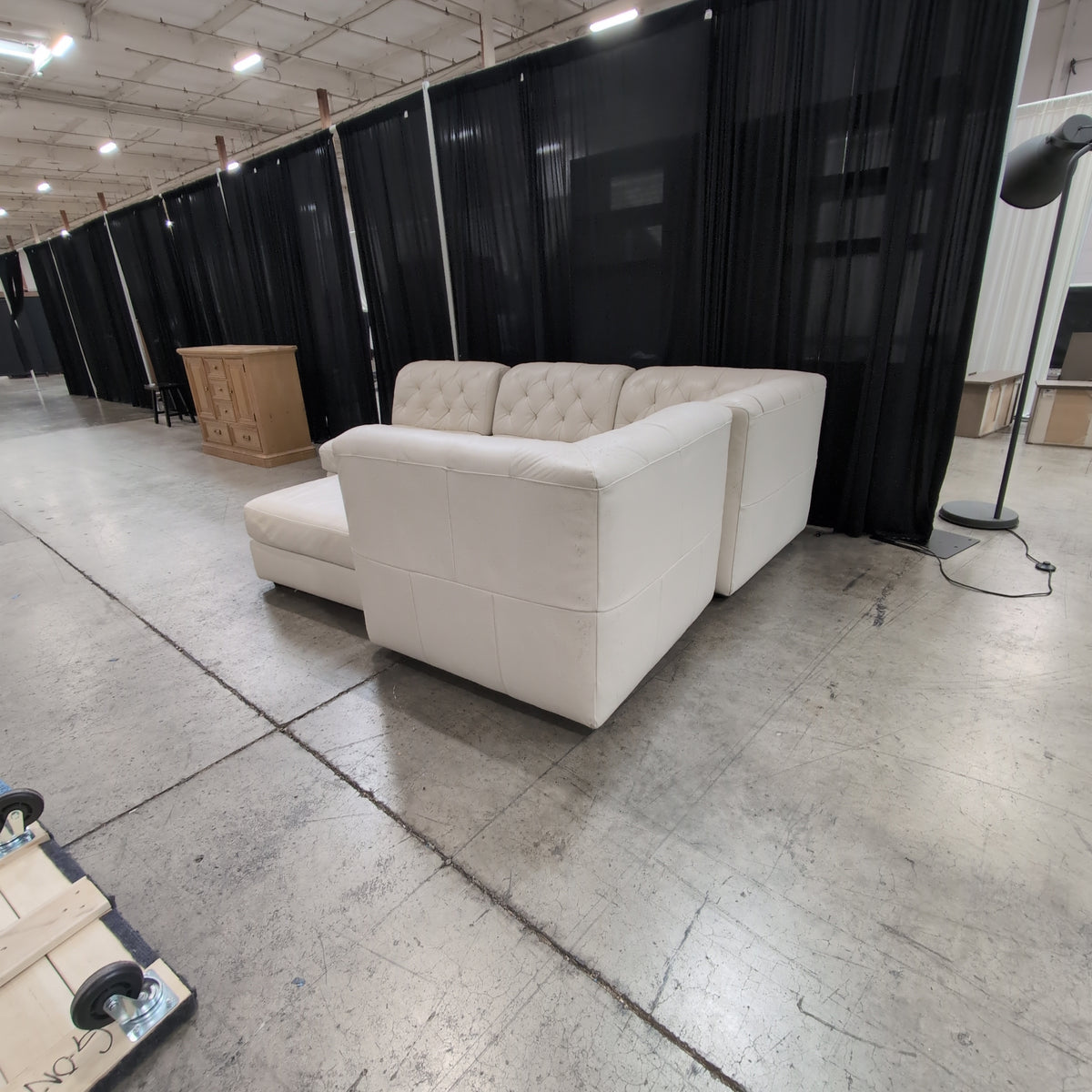 Natuzzi China Ltd. Cream Tufted L-Shaped Sectional Couch in Leather