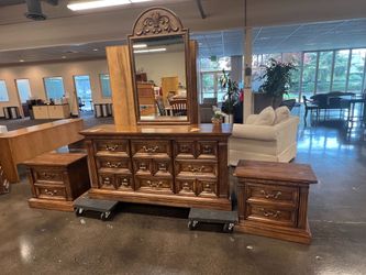 Vintage "Grandma Chic" Bedroom Set