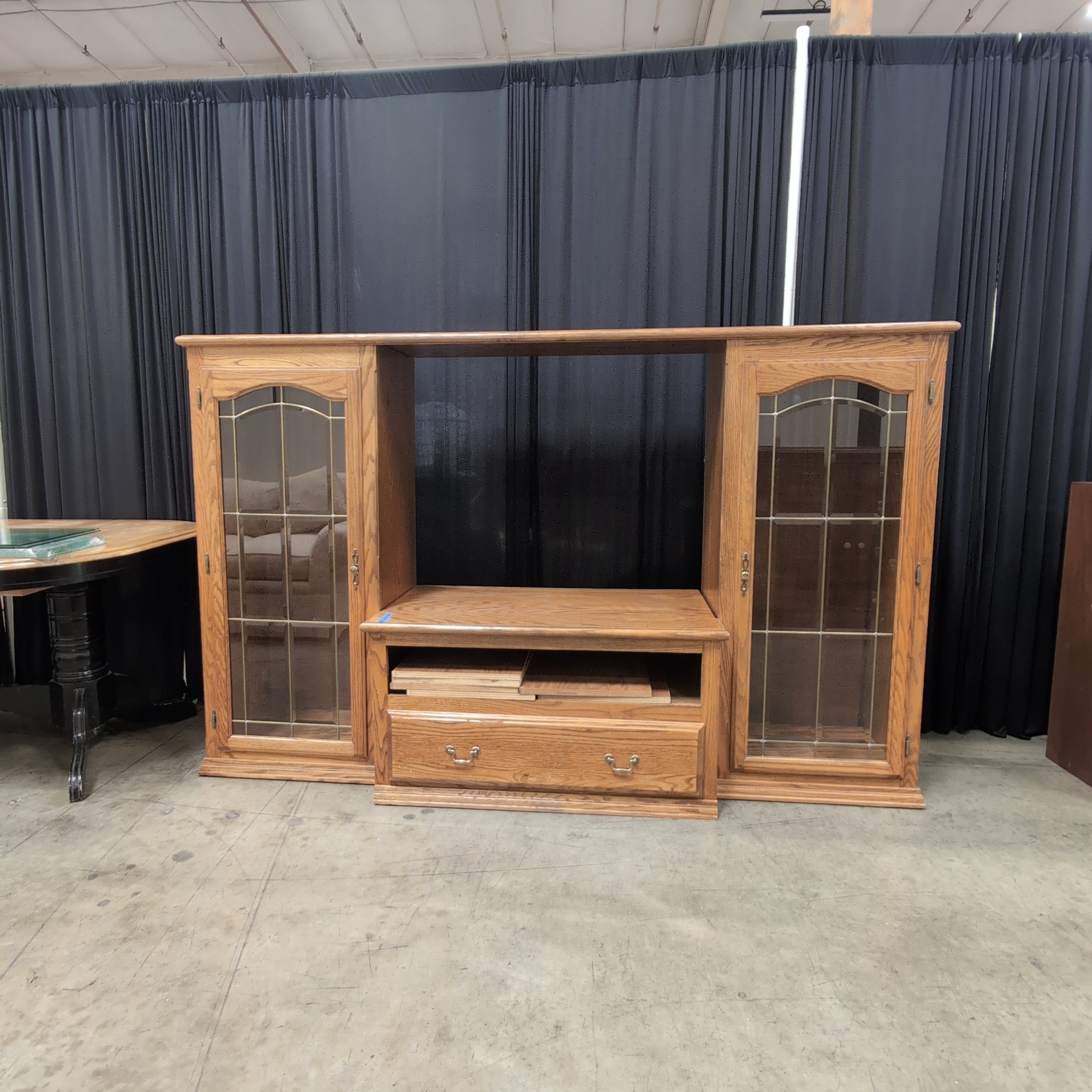 Light Oak Traditional Style China Cabinet with Glass Doors