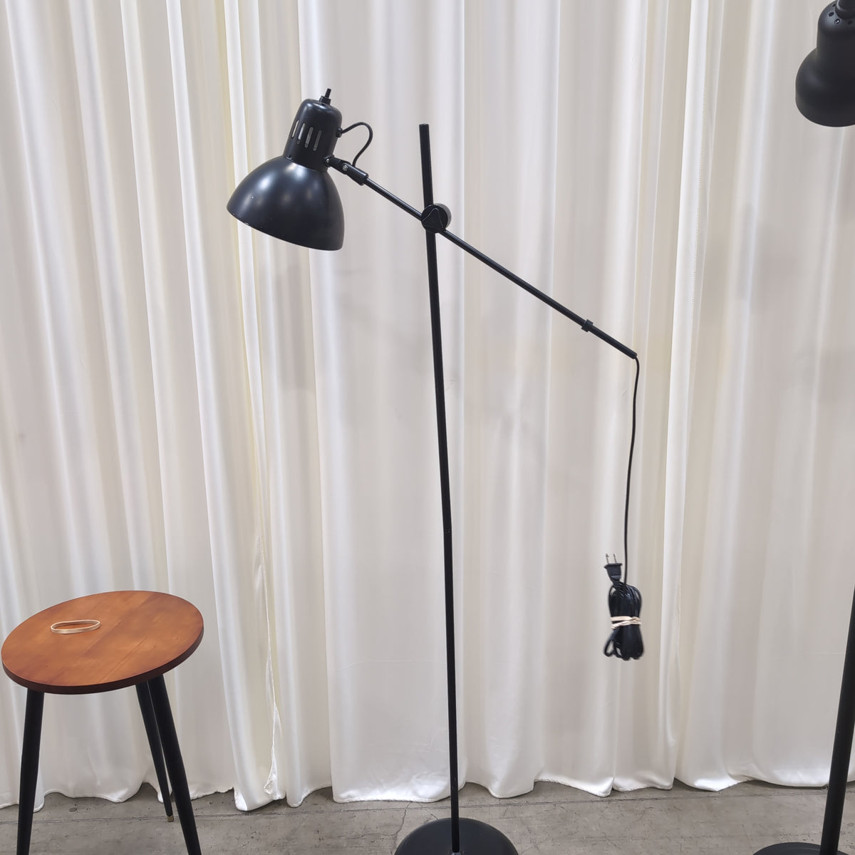 Black Metal Adjustable Floor Lamp