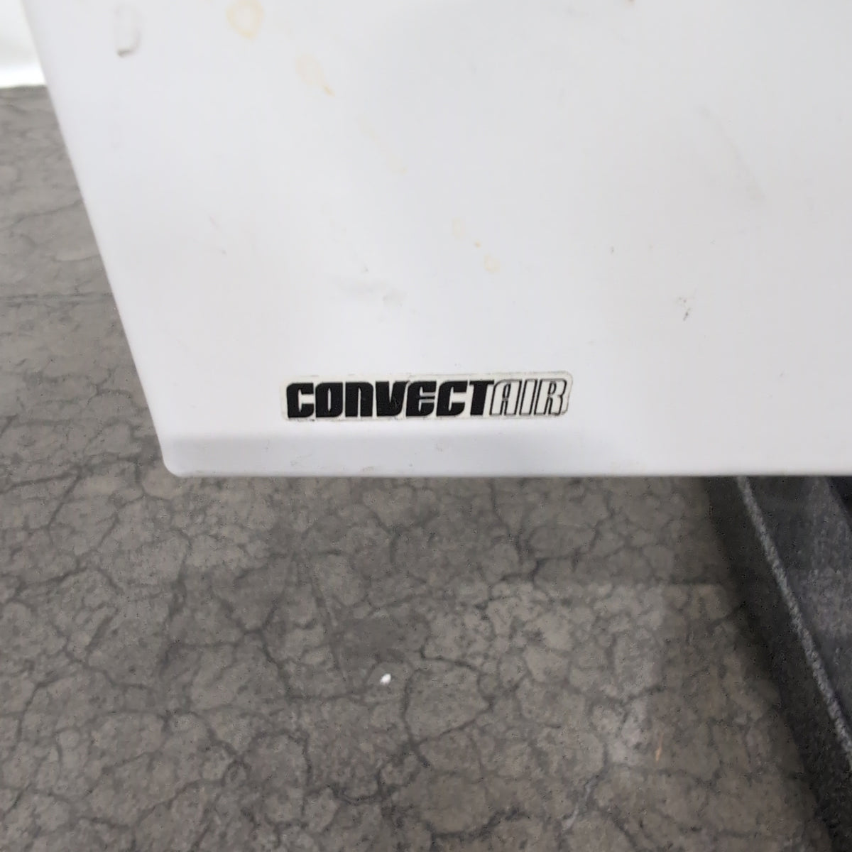 White Flat Panel Monitor with Ribbed Back