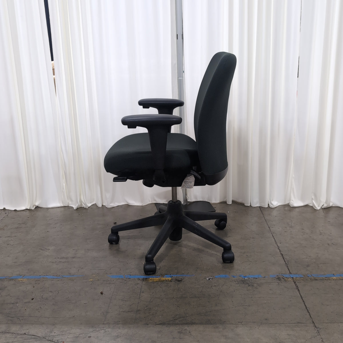 Black Fabric Swivel Office Chair with Adjustable Arms