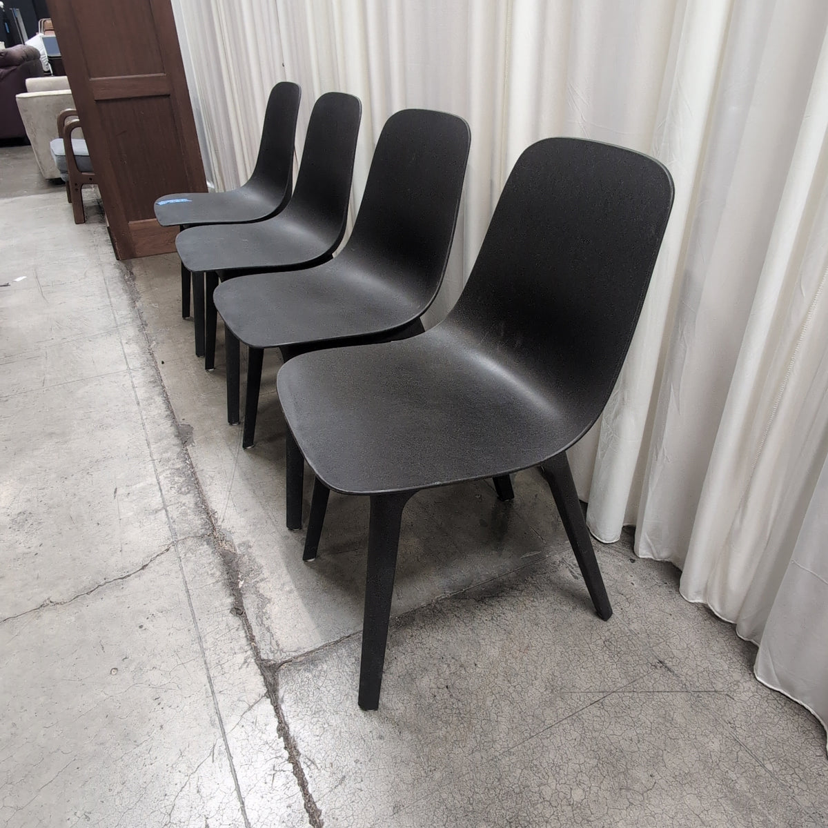Black Molded Plastic Dining Chair with Tapered Legs
