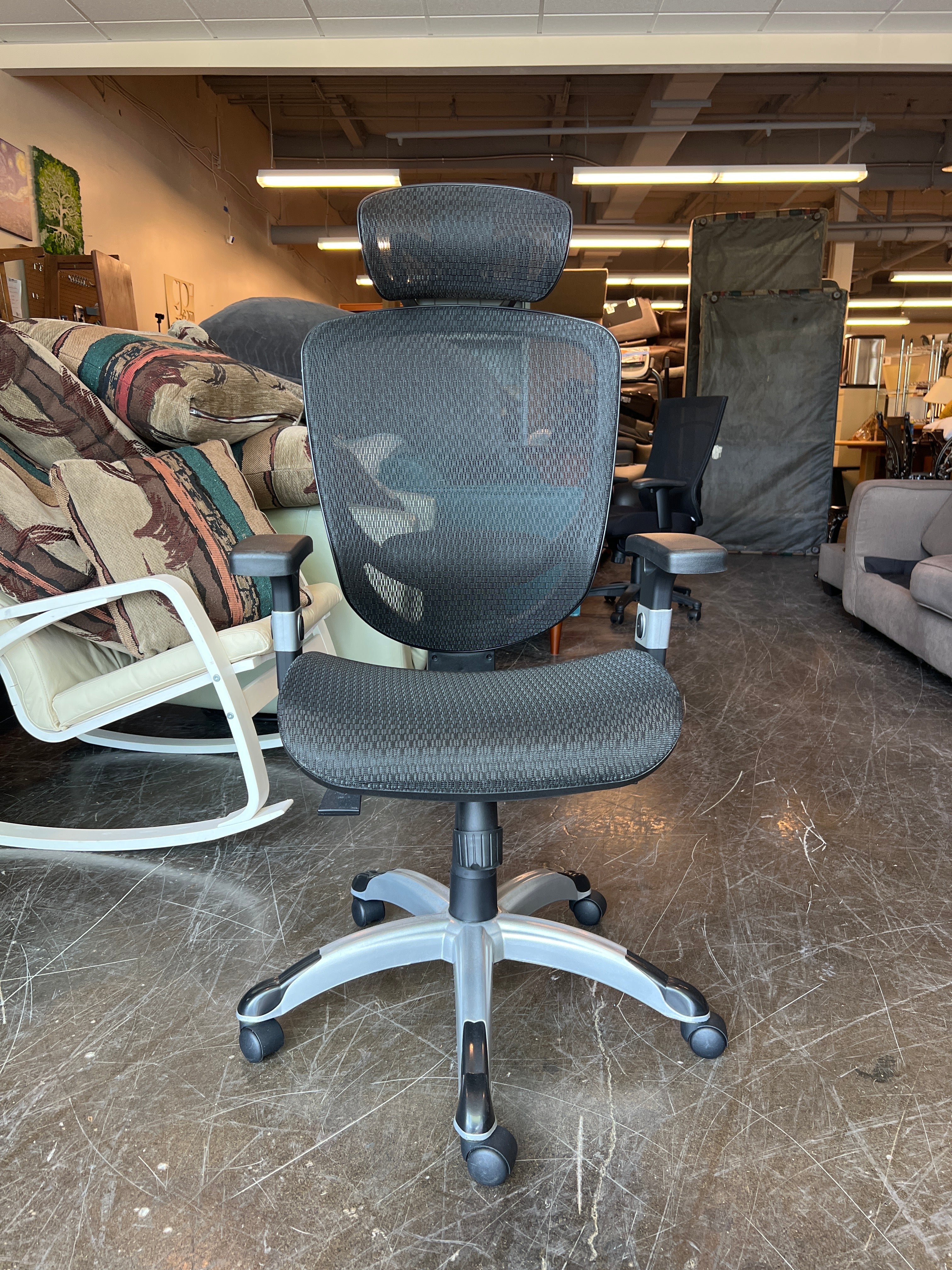 Black Mesh Office Chair